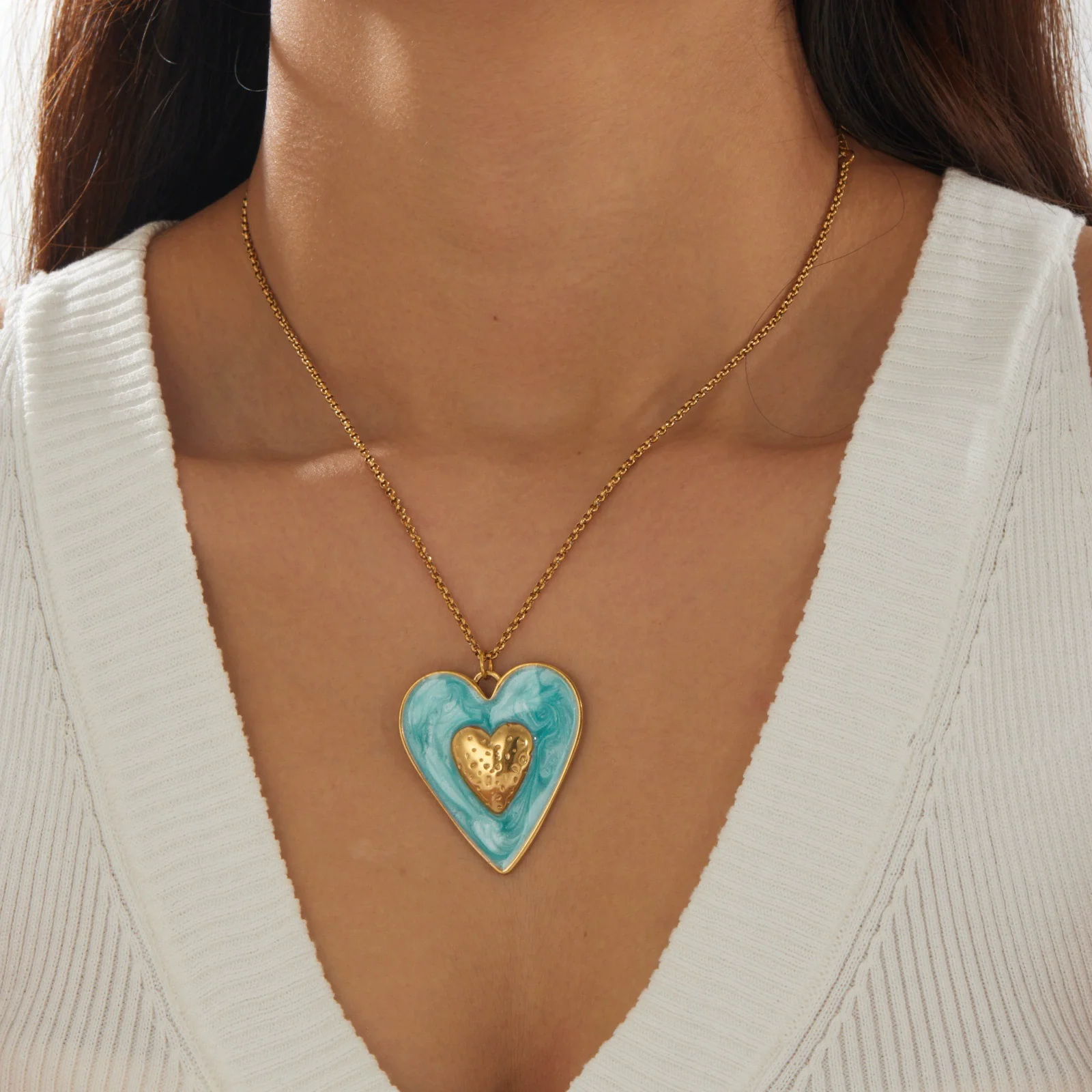 Wholesale Gold Plated Stainless Steel Double Heart Pendant Box Chain Necklace For Women - Image 2