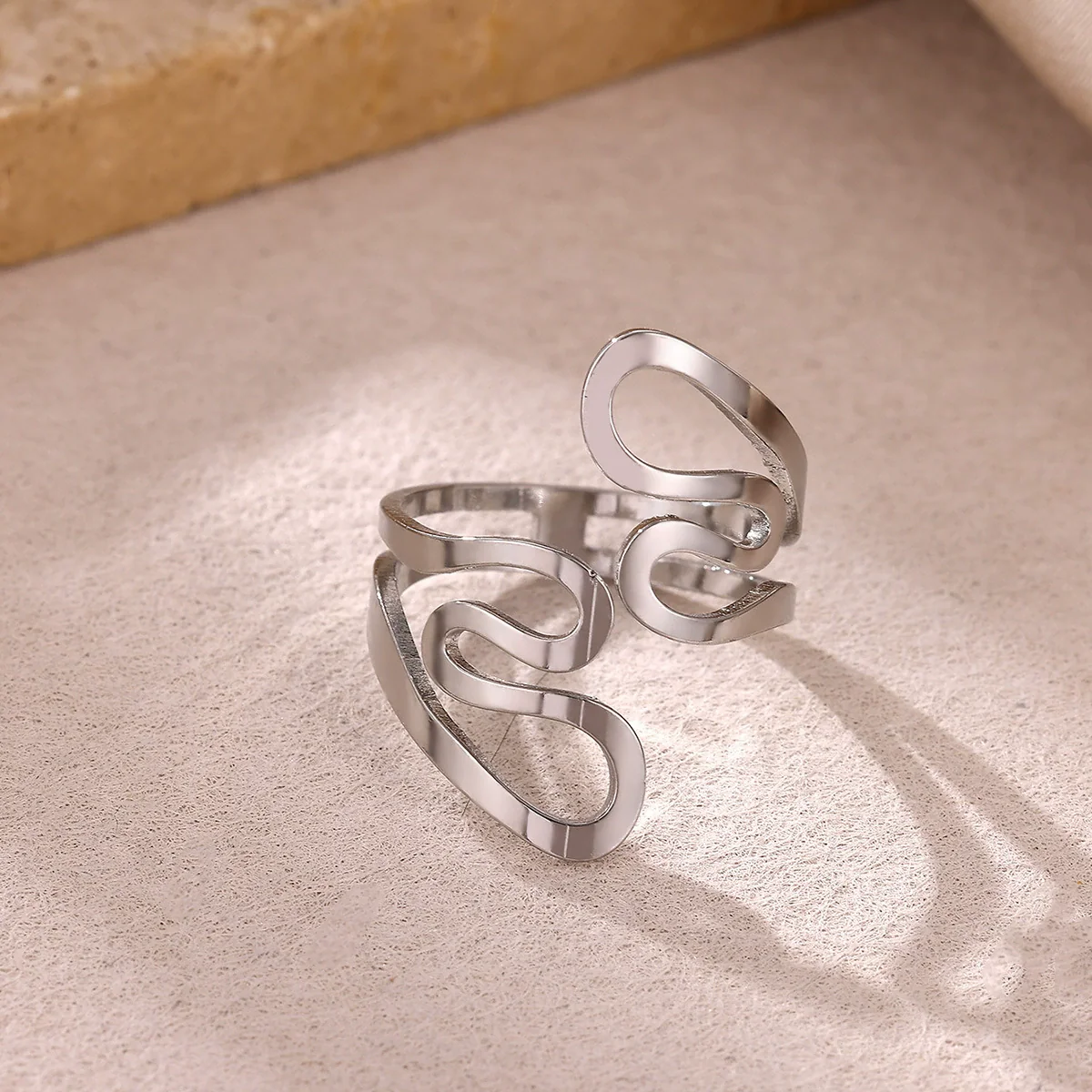 Wholesale Gold Plated Stainless Steel Geometric Line Ring For Women - Image 4