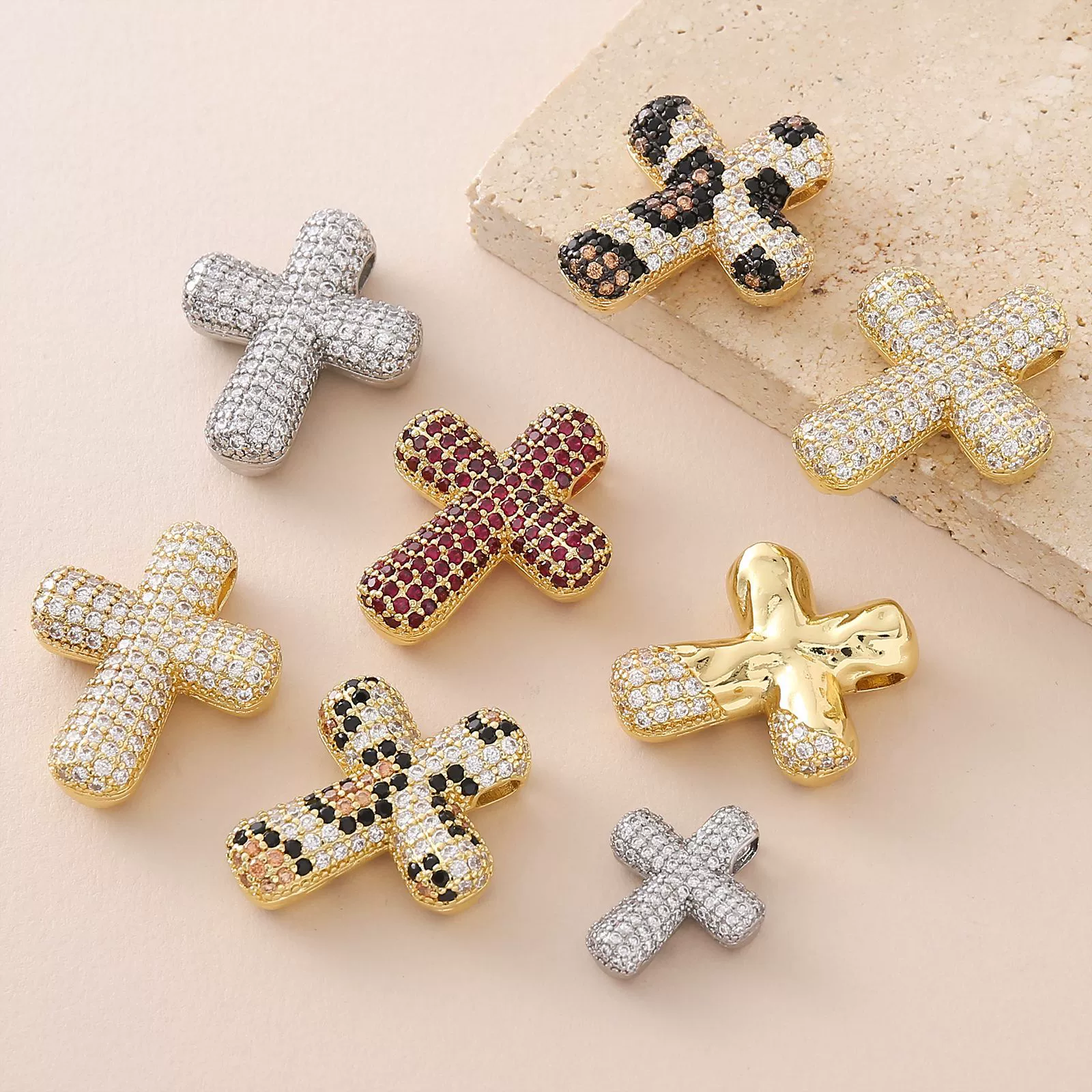 Wholesale Gold Plated Zircon Encrusted Chubby Cross Pendant Diy Jewelry Accessories Made Of Copper