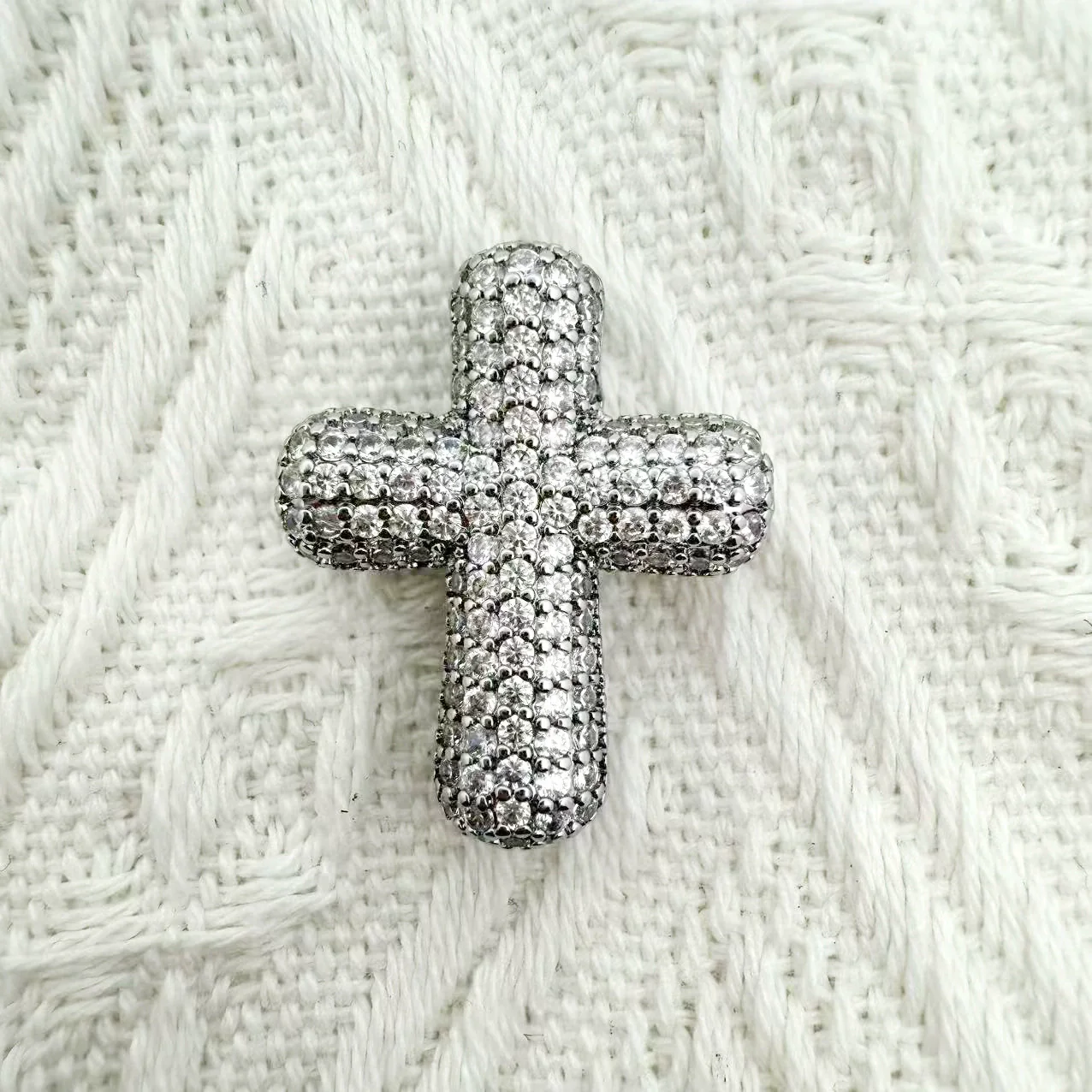 Wholesale Gold Plated Zircon Encrusted Chubby Cross Pendant Diy Jewelry Accessories Made Of Copper - Image 8