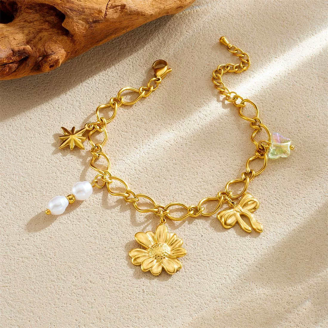 Wholesale Goldplated Flowers Pattern Stainless Steel Bracelet For Women - Image 2