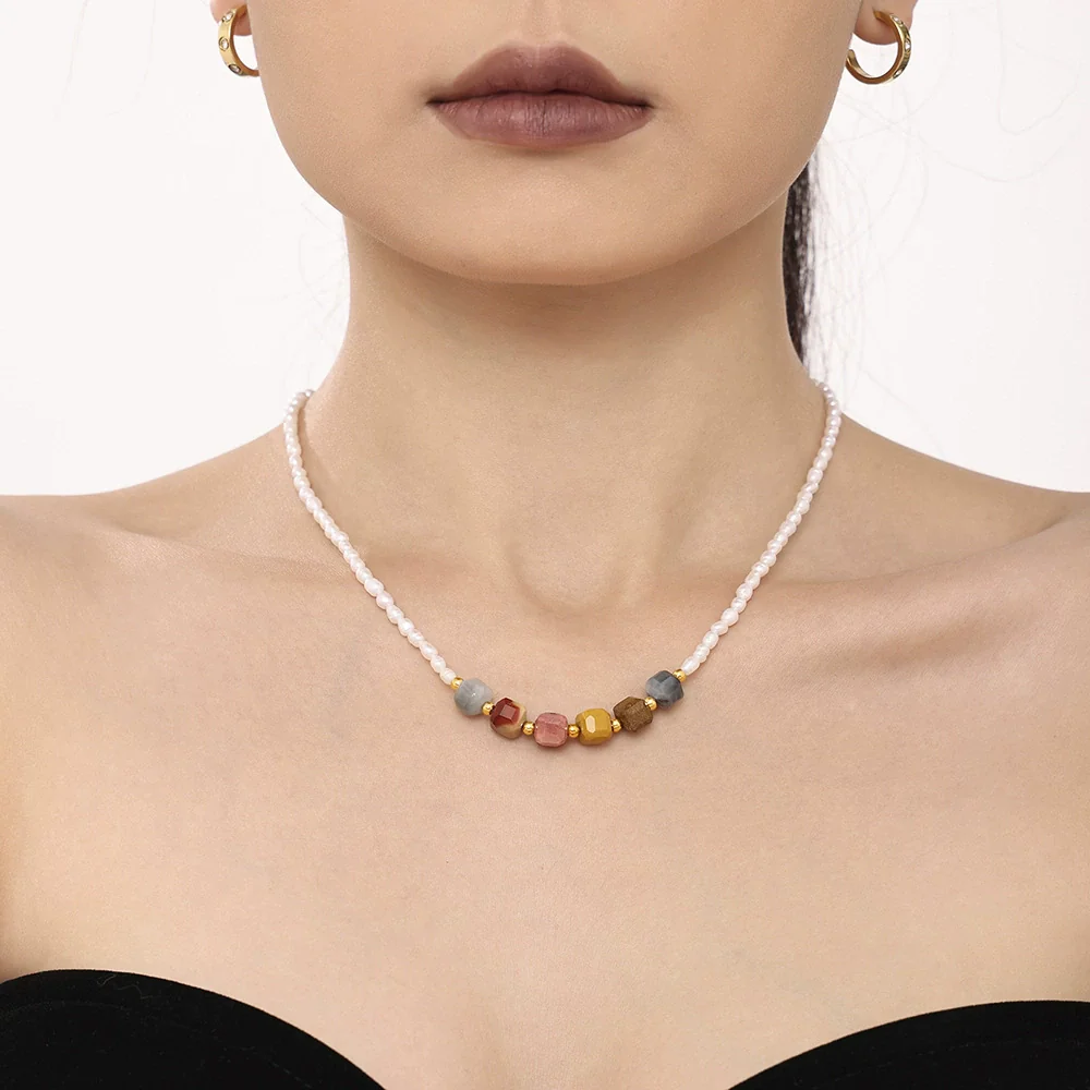 Wholesale Handmade Beaded Necklace With Freshwater Pearl Natural Stone And Stainless Steel In Light Luxury Style And Geometric Pattern