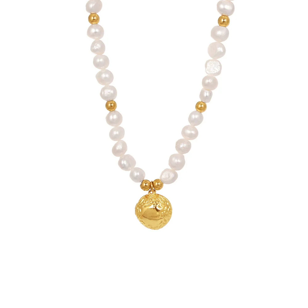 Wholesale Handmade Freshwater Pearl And Copper Plated Gold Collarbone Necklace With Geometric Pattern And Light Luxury Style - Image 5