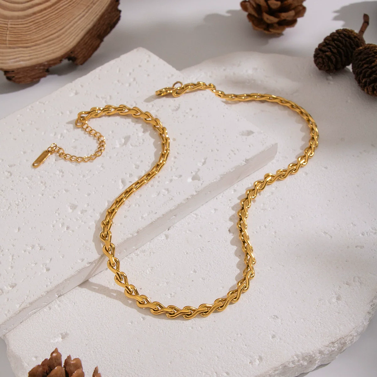 Wholesale Handmade Geometric Twisted Chain Necklace 18K Real Gold Plated Stainless Steel Jewelry For Women - Image 4