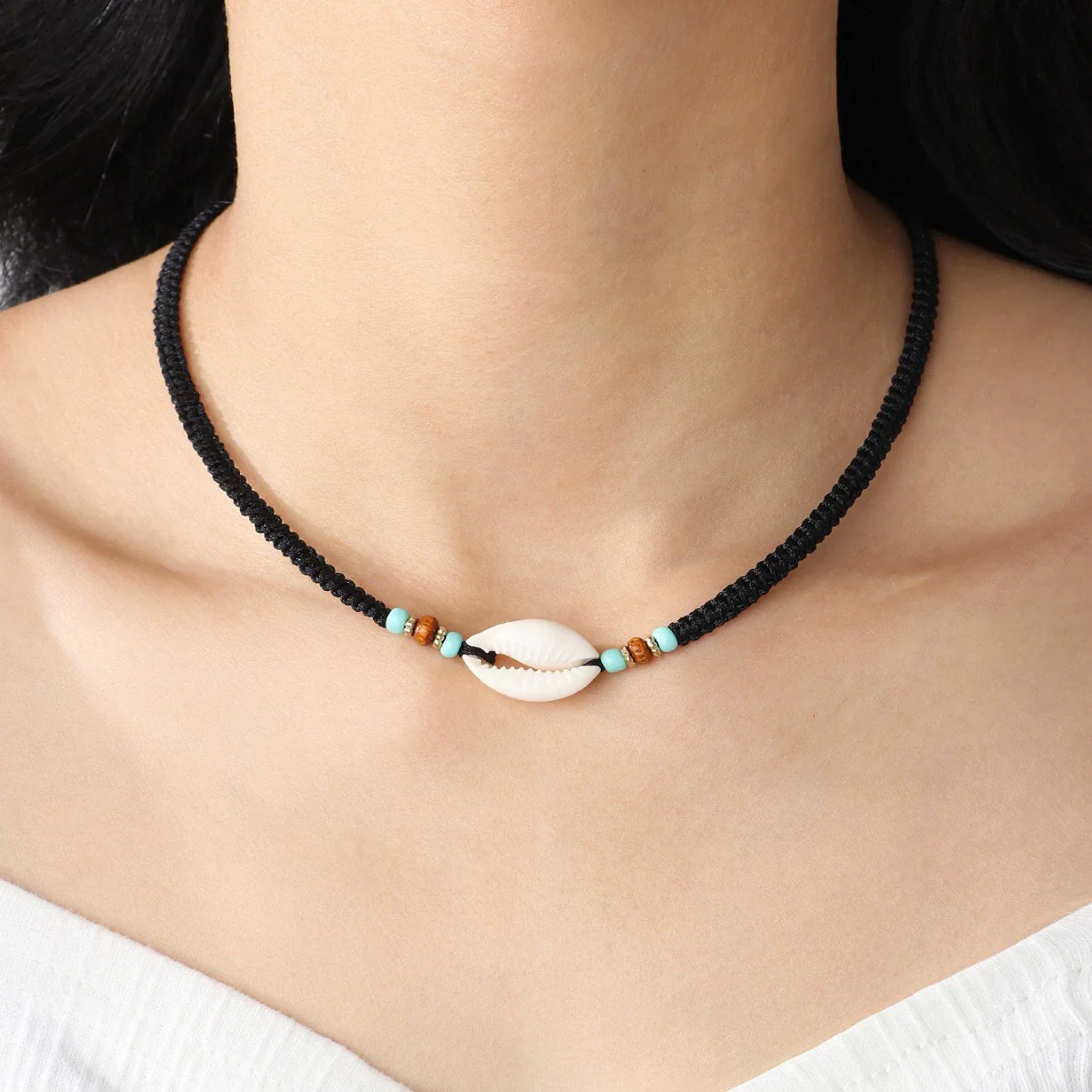 Wholesale Handmade Vintage Bohemian Style Wax Rope Vervain Chain Clavicle Necklace Jewelry