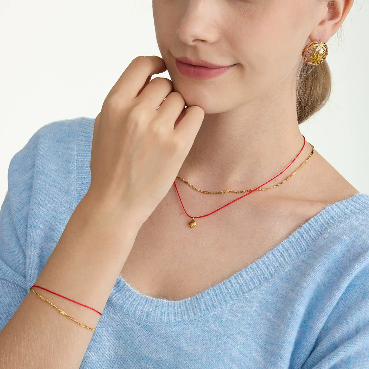 Wholesale Heart Shape Stainless Steel Gold Plated Simple Pendant Necklace For Women - Image 3