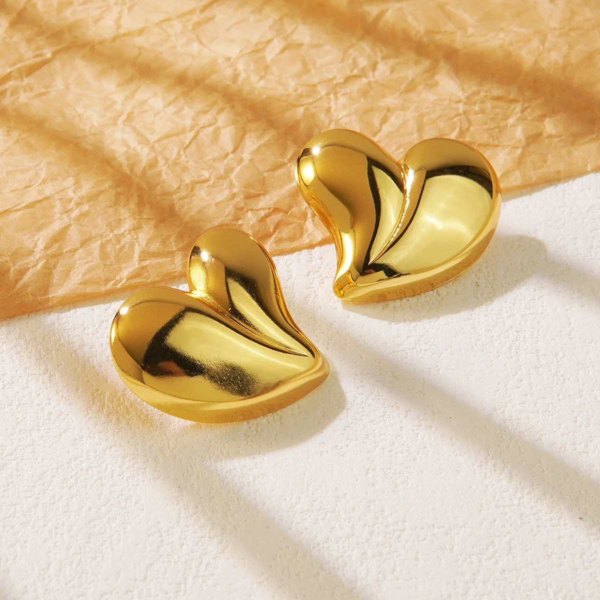 Wholesale Heartshaped Stainless Steel Stamped Love Earrings For Women Light Luxury Style - Image 3