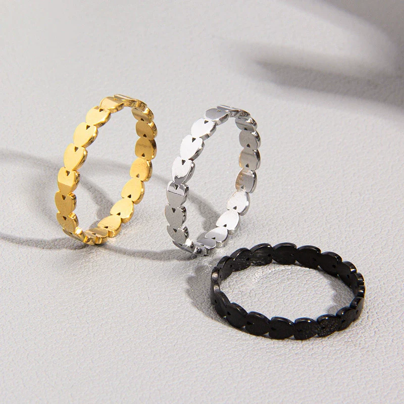 Wholesale Heartshaped Titanium Steel Women's Ring With Electroplating