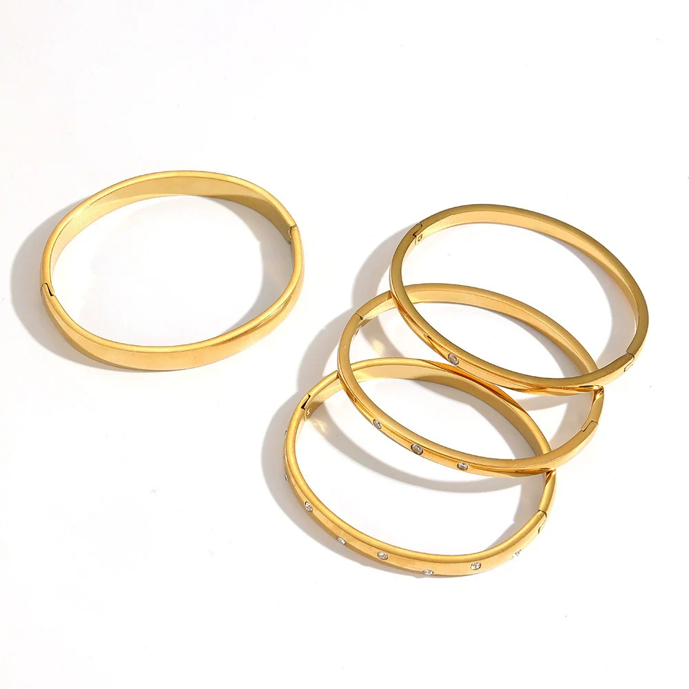 Wholesale Highend Geometric Diamondencrusted 18K Goldplated Stainless Steel Bracelet - Image 4