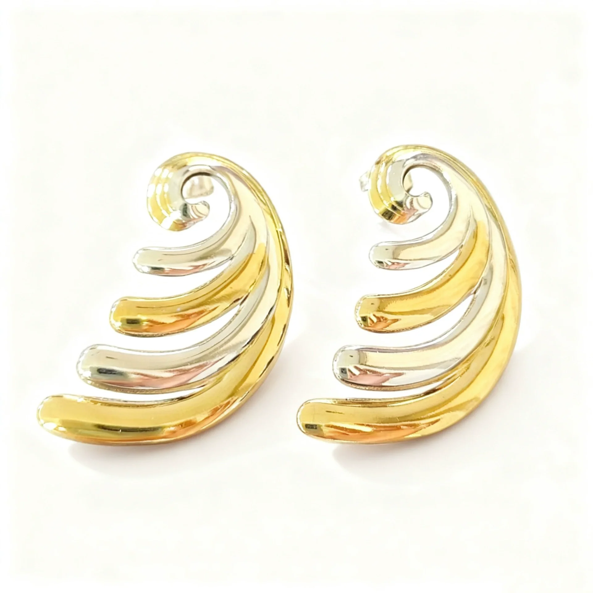 Wholesale Highend Geometric Stainless Steel Electroplated Earrings For Women - Image 5