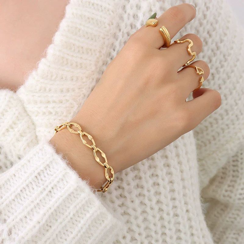Wholesale Hip Hop Geometric Stacked Wear Simple Bare Chain 18K Gold Plated Titanium Steel Bracelet And Necklace Set For Women - Image 15