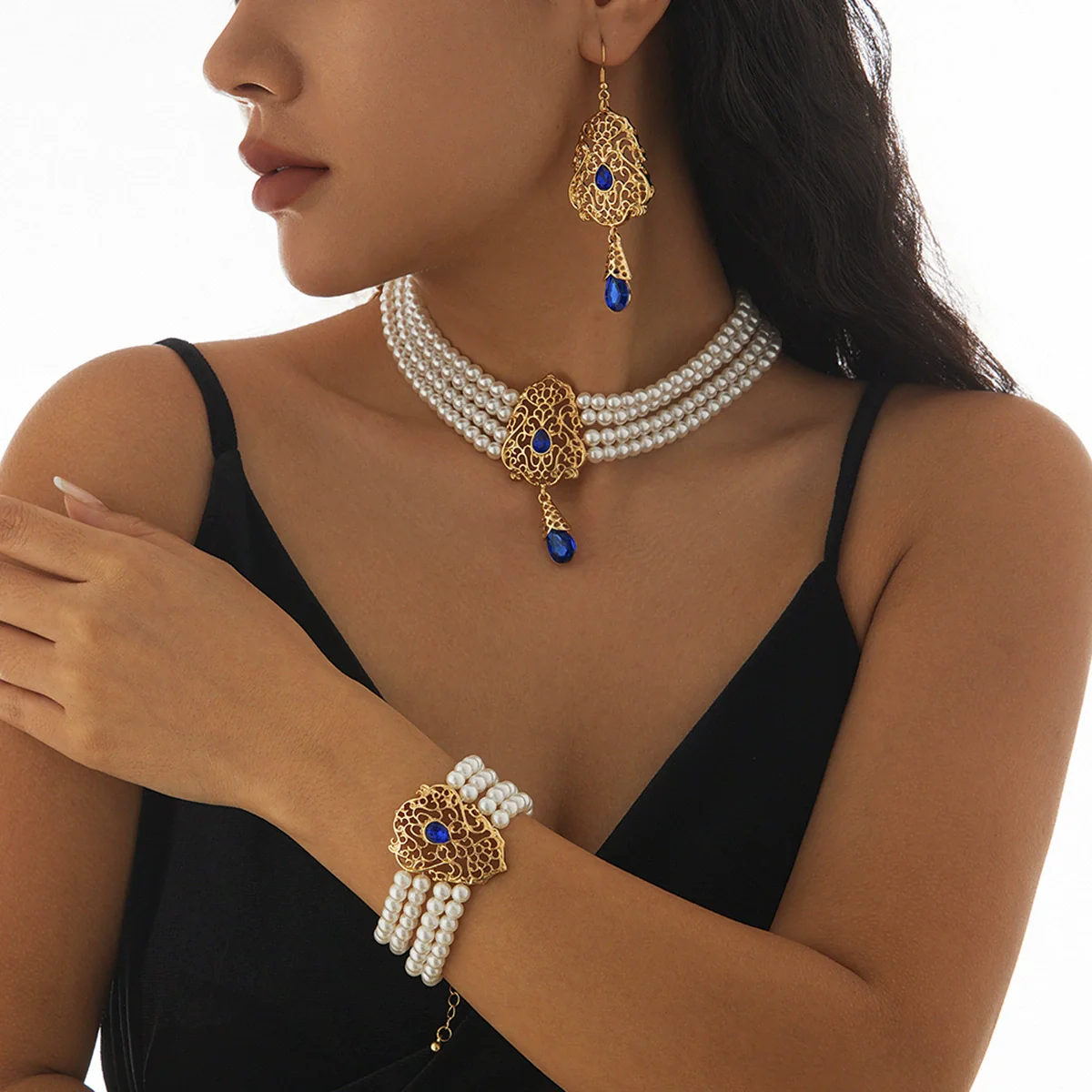 Wholesale Imitation Pearl Beaded Clavicle Necklace With Flower Pattern And Rhinestone Pendant In Retro Style For Women - Image 7