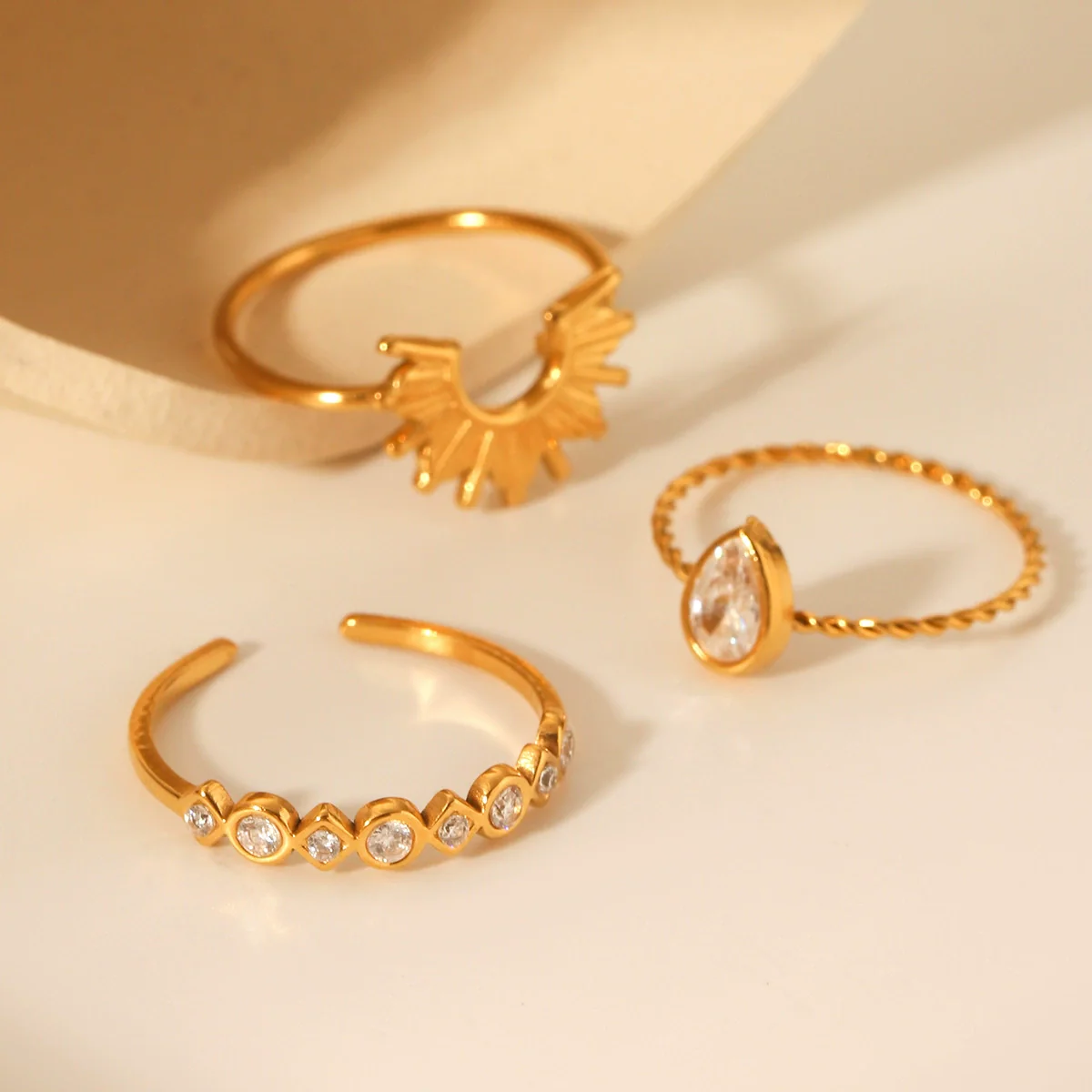 Wholesale Ins Style Geometric Stainless Steel Electroplated Women's Stacked Rings Jewelry - Image 3