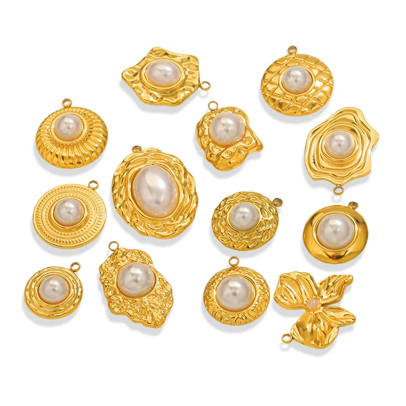 Wholesale Ins Style Stainless Steel Imitation Pearl Pendant Jewelry Accessories With 18K Gold Electroplated Totem Pattern Handmade - Image 3