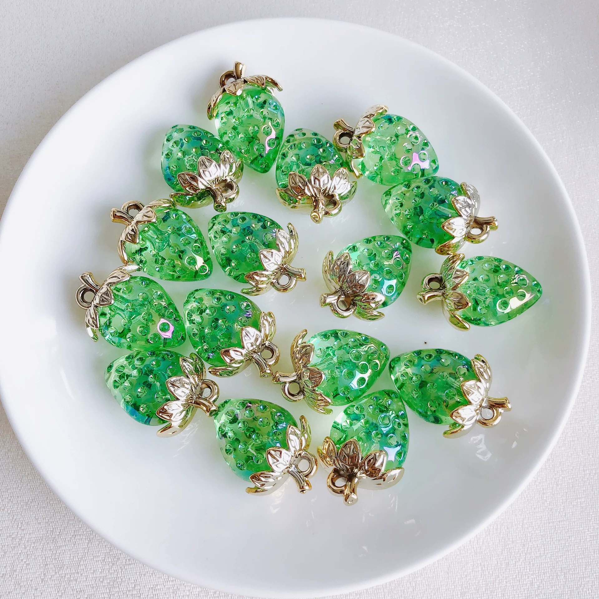 Wholesale Jewelry Accessories Resin Strawberry Inlaid Pearl Pendant Earrings Environmentalfriendly - Image 11