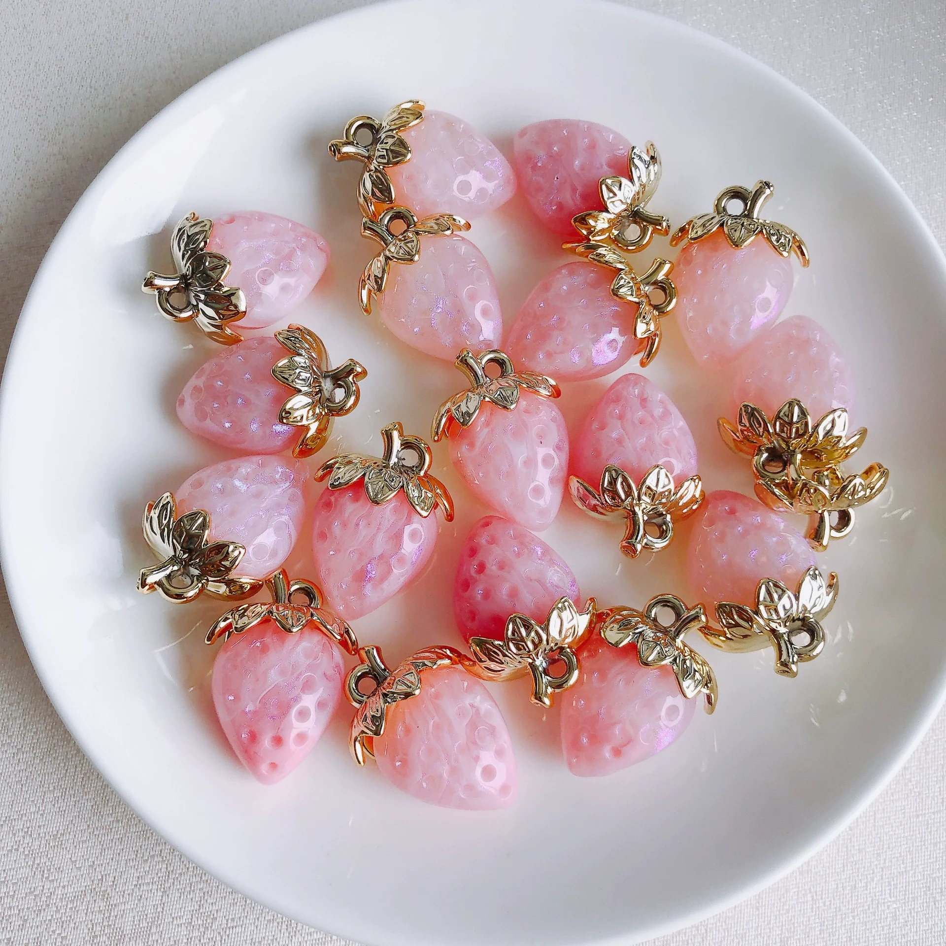Wholesale Jewelry Accessories Resin Strawberry Inlaid Pearl Pendant Earrings Environmentalfriendly - Image 5