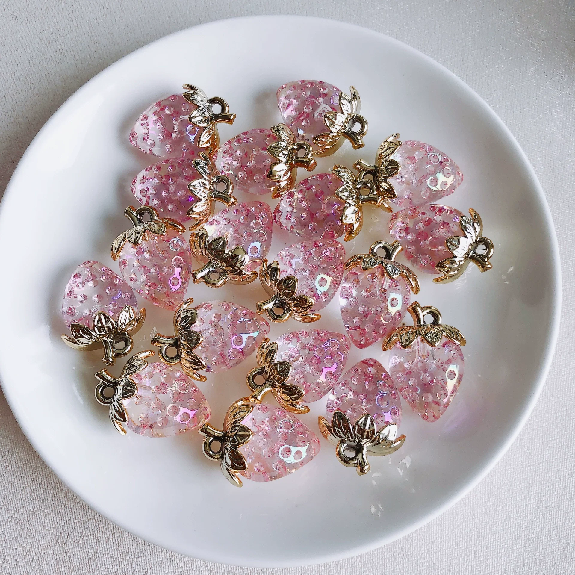 Wholesale Jewelry Accessories Resin Strawberry Inlaid Pearl Pendant Earrings Environmentalfriendly - Image 8