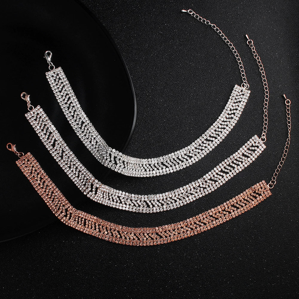Wholesale Jewelry Alloy Geometric Hollow Claw Chain Necklace With Rhinestones Electroplated For Women - Image 3