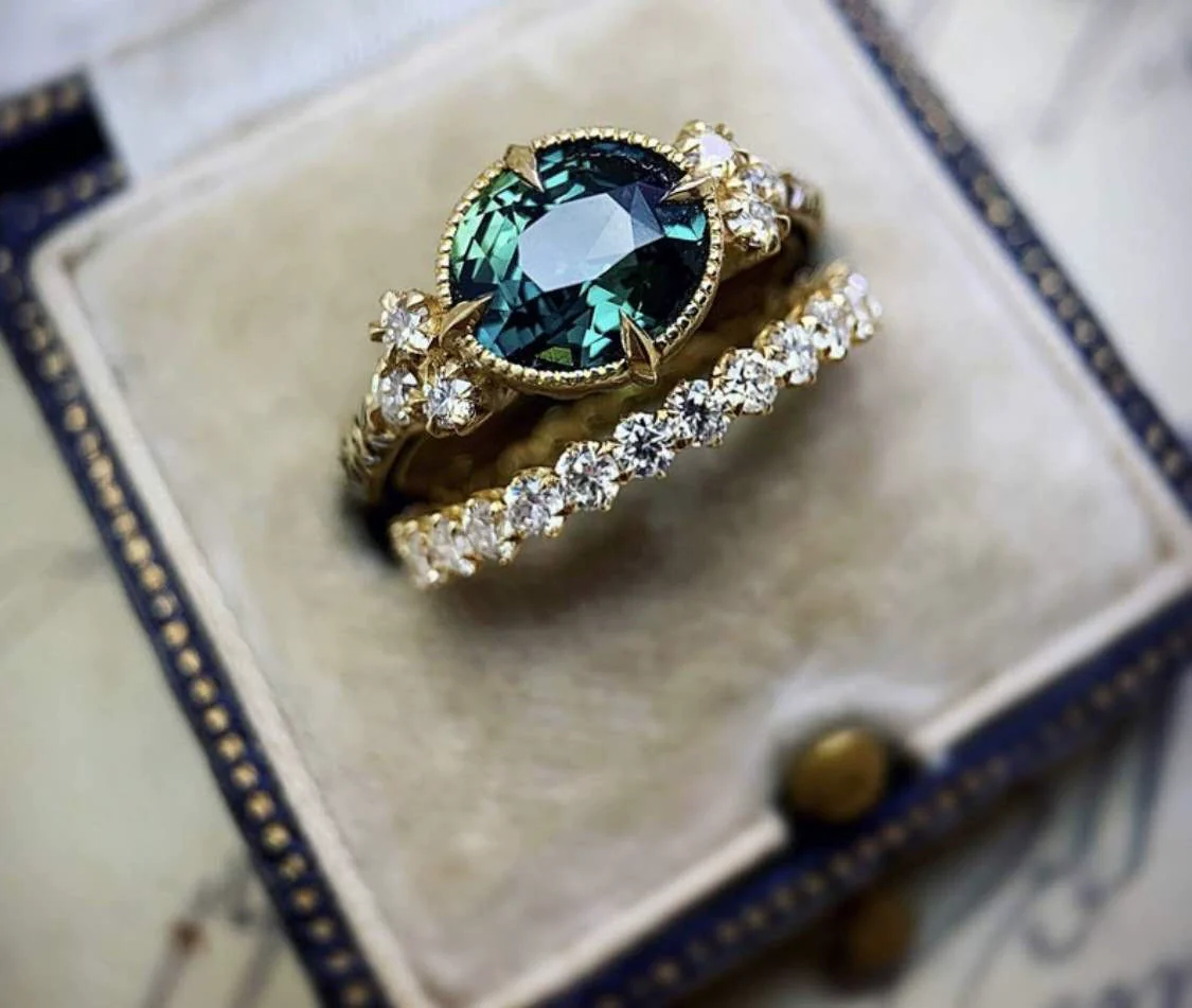 Wholesale Jewelry Alloy Geometric Micro Inlaid Full Diamond Zircon Twopiece Ring Luxury Temperament Couple Style - Image 9