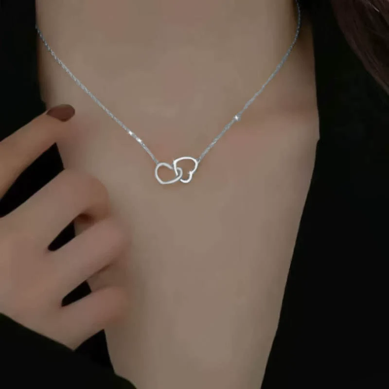 Wholesale Jewelry Alloy Heart Shaped Pendant Necklace With Geometric Styling And Electroplating