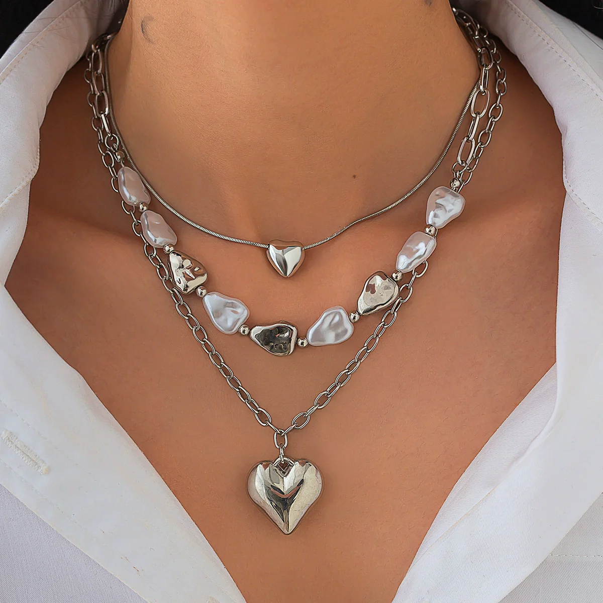 Wholesale Jewelry Baroque Heart Shape Tassel Pendant Clavicle Chain Pearl Alloy Necklace - Image 7