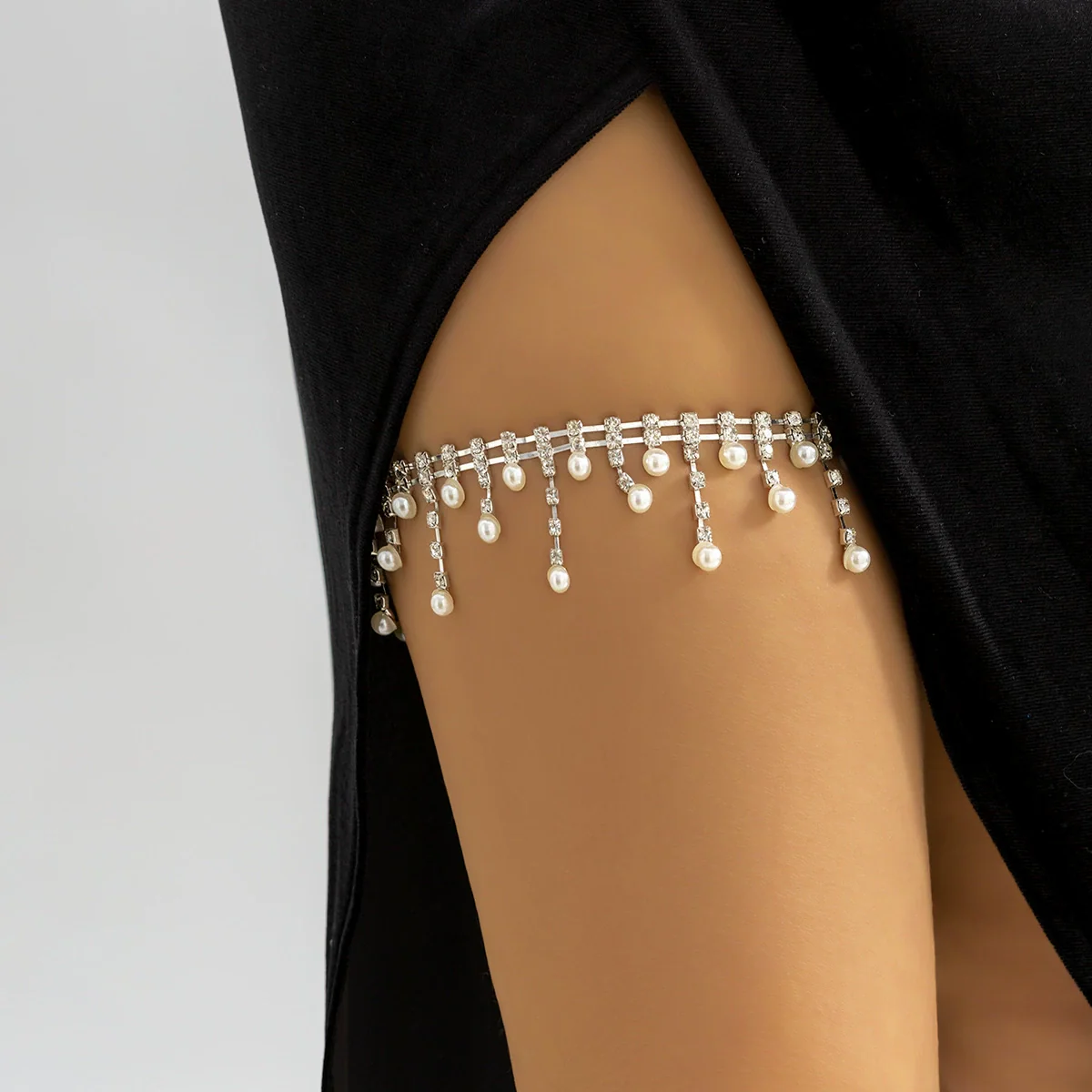 Wholesale Jewelry Cloth Leg Chain With Goldplated Artificial Gemstones And Semiprecious Stones Geometric Design For Women - Image 11