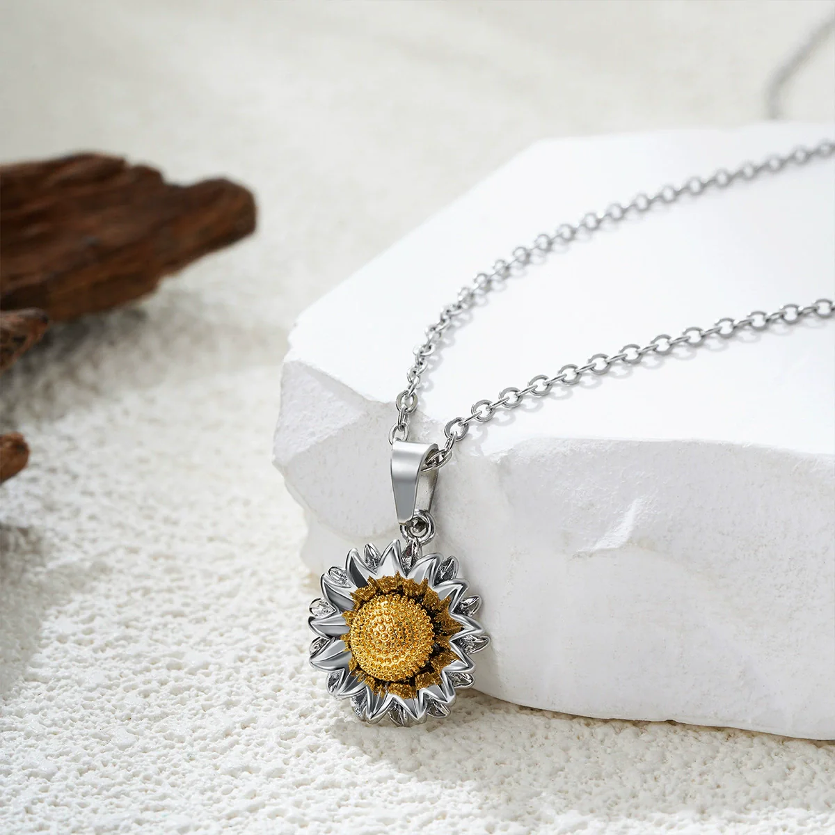 Wholesale Jewelry Copper Flower Pendant Bamboo Chain Electroplating Women's Necklace - Image 3