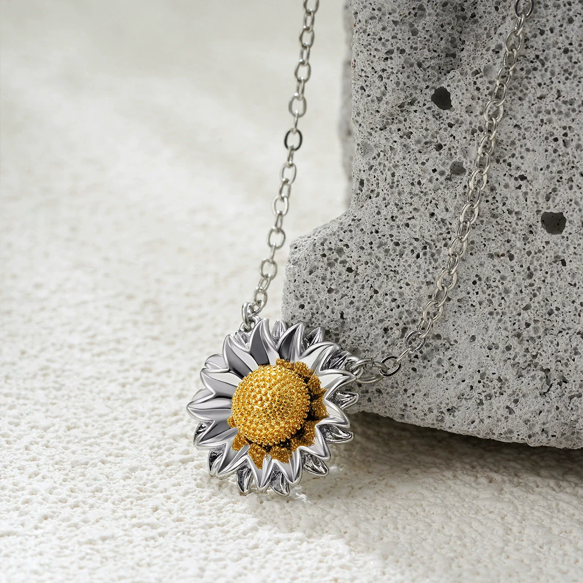 Wholesale Jewelry Copper Flower Pendant Bamboo Chain Electroplating Women's Necklace - Image 4