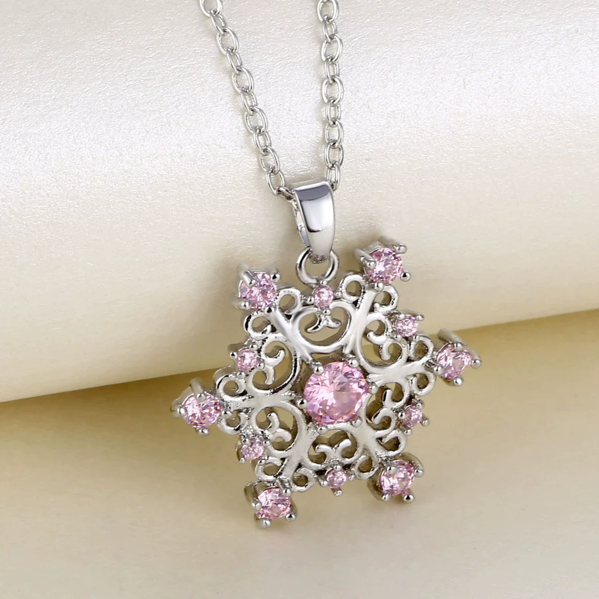 Wholesale Jewelry Copper Snowflake Pendant Necklace With Diamond And Geometric Design For Women - Image 4