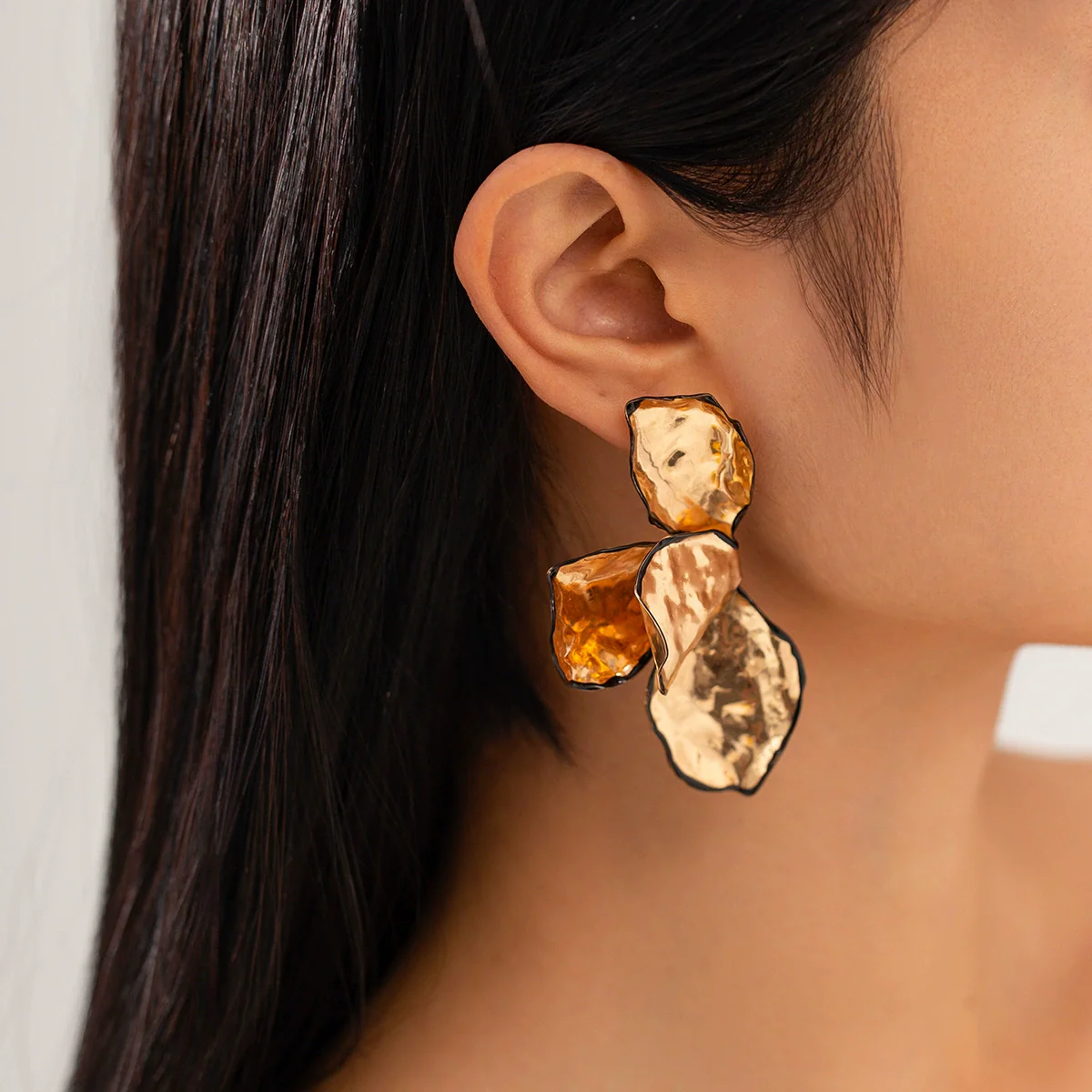Wholesale Jewelry Exaggerated Style Iron Dripping Oil Flower Leaf Earrings Electroplated - Image 6