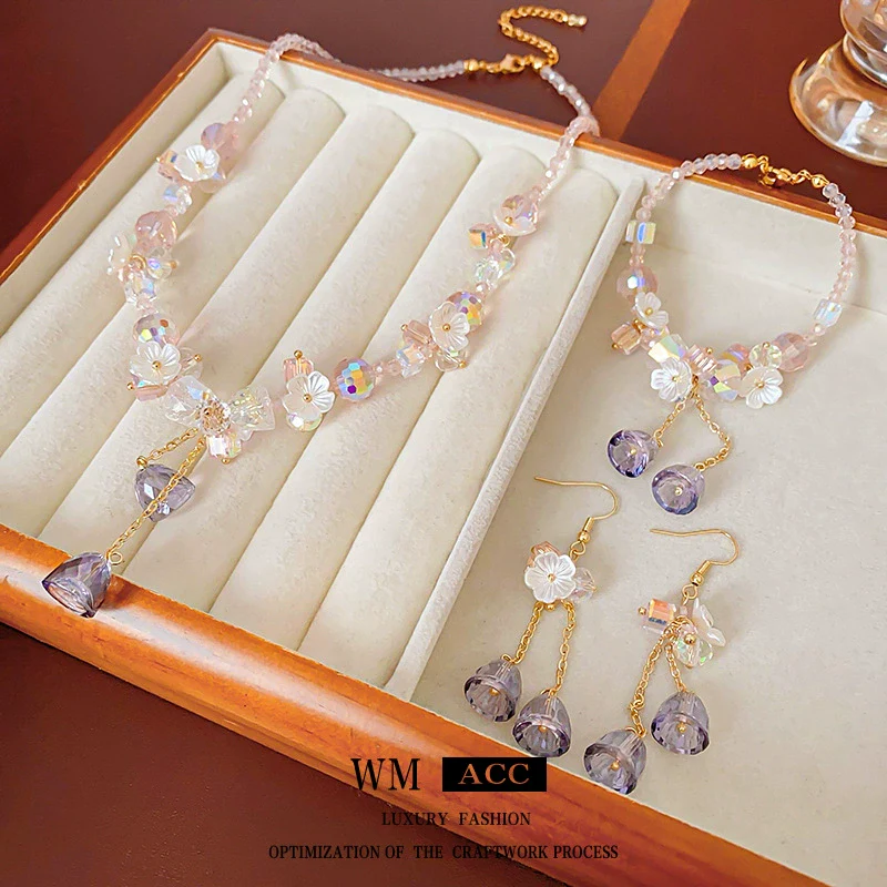 Wholesale Jewelry Fashion Sweet Temperament Alloy Artificial Crystal Plant Flowers Electroplating Tassel Clavicle Chain For Women - Image 3