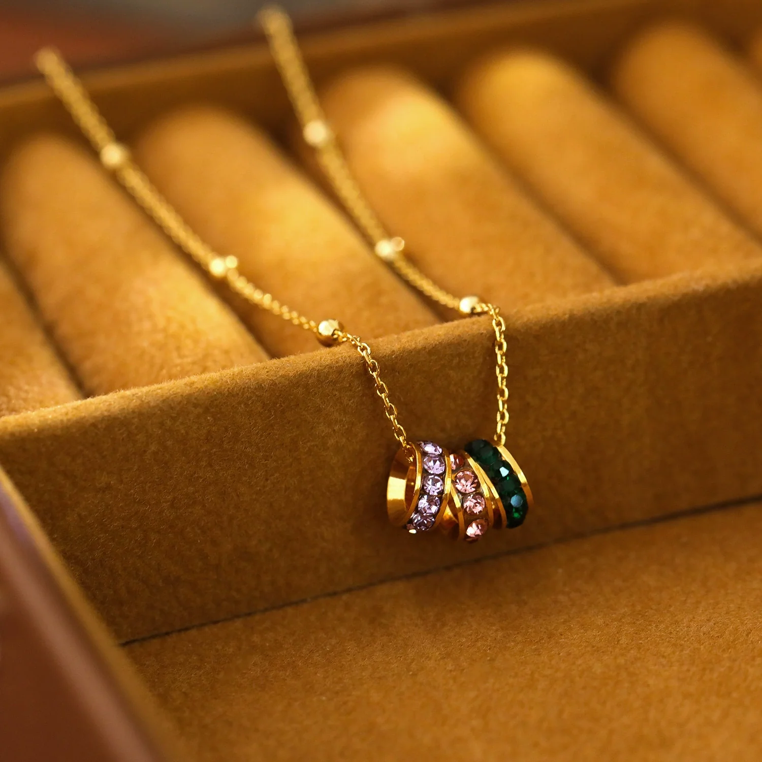 Wholesale Jewelry Geometric Copper Alloy Zircon Pendant Necklace With Electroplating For Women - Image 2
