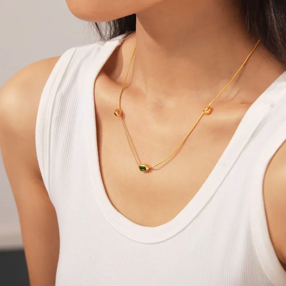 Wholesale Jewelry Geometric Titanium Steel 18K Gold Plated Pendant Clavicle Chain For Women Niche Style - Image 2