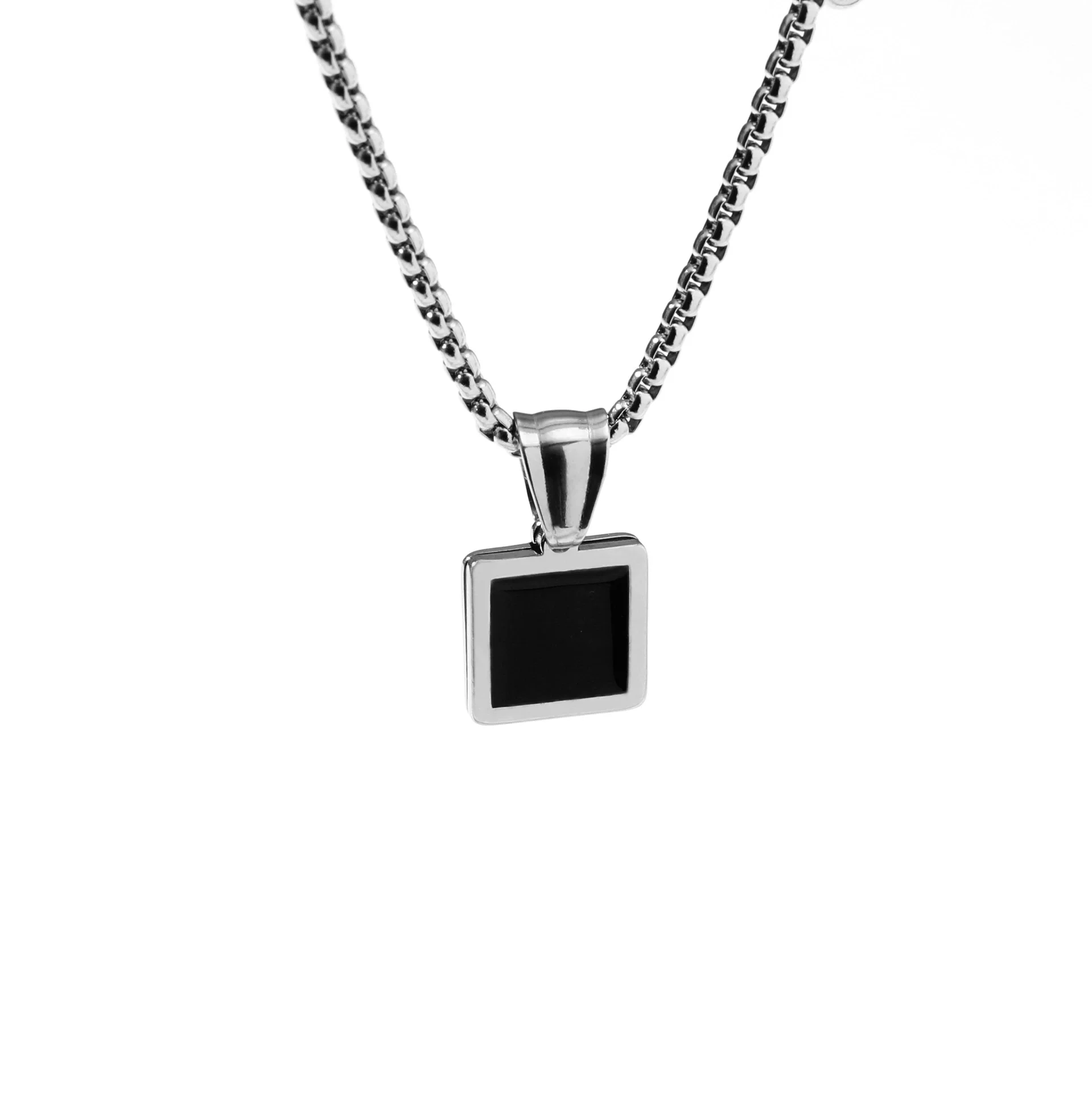 Wholesale Jewelry Hiphop Style Geometric Alloy Pendant Doublelayer Square Pearl Chain Necklace Electroplated - Image 5