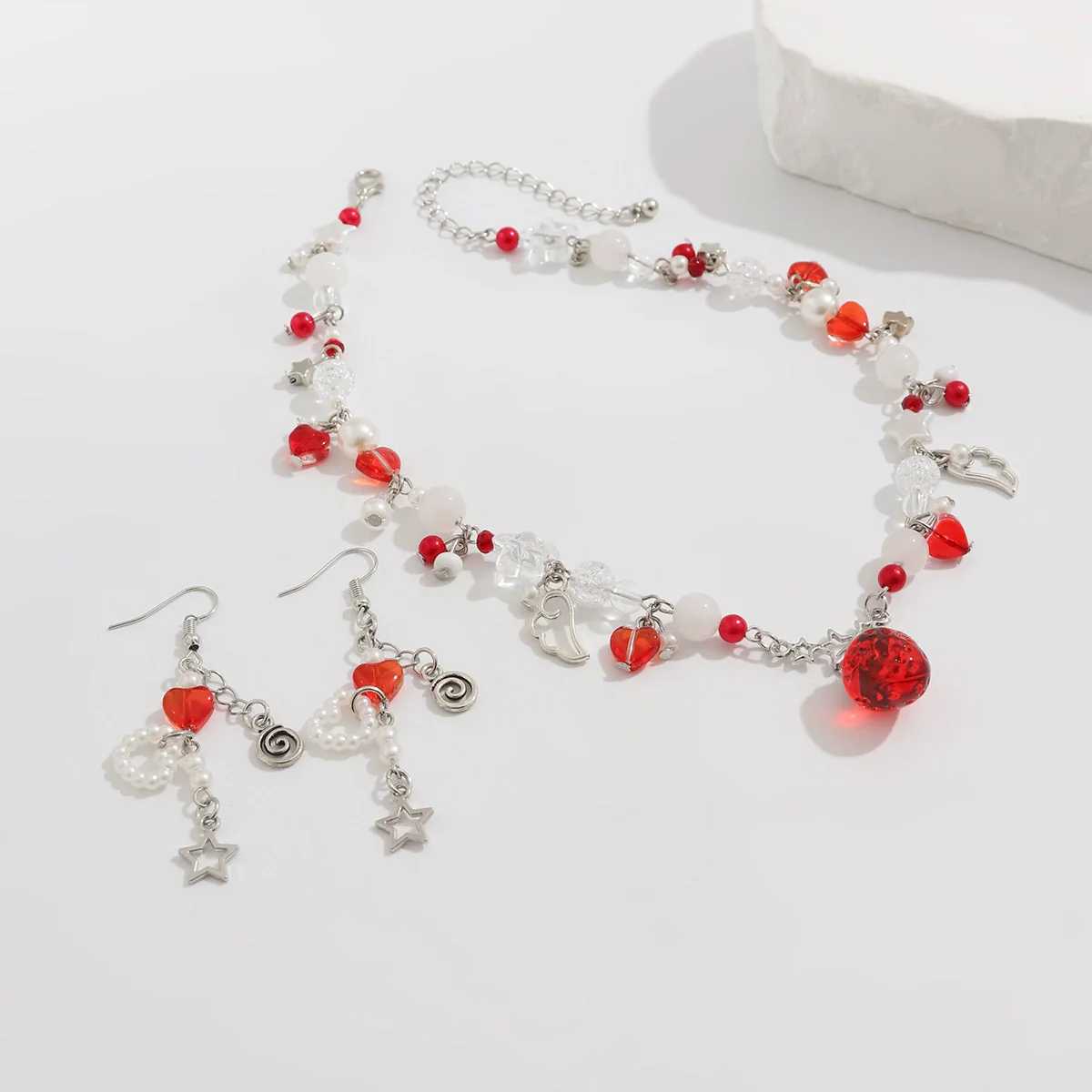 Wholesale Jewelry Imitation Pearl Heartshaped Geometric Electroplated Necklace For Women - Image 4