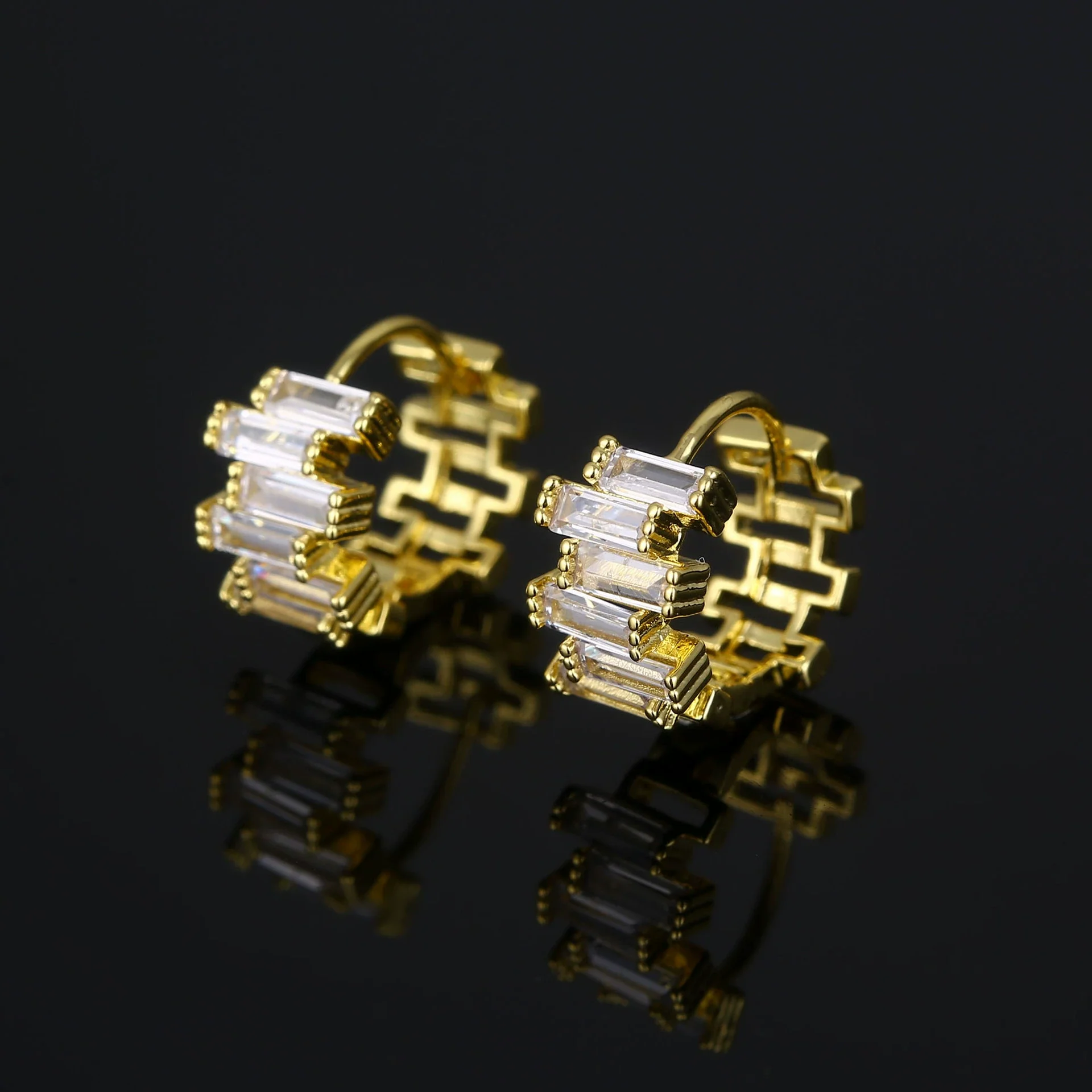 Wholesale Jewelry Irregular Zircon Ear Buckle Earrings Environmental Protection Copper Geometric Style - Image 2