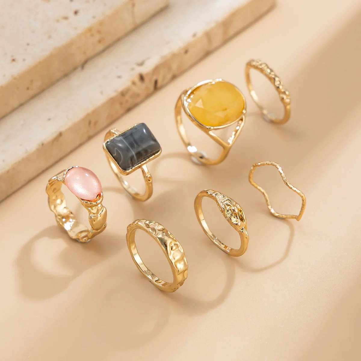 Wholesale Jewelry Light Luxury Geometric Alloy And Acrylic Drill Ring With Electroplating - Image 4
