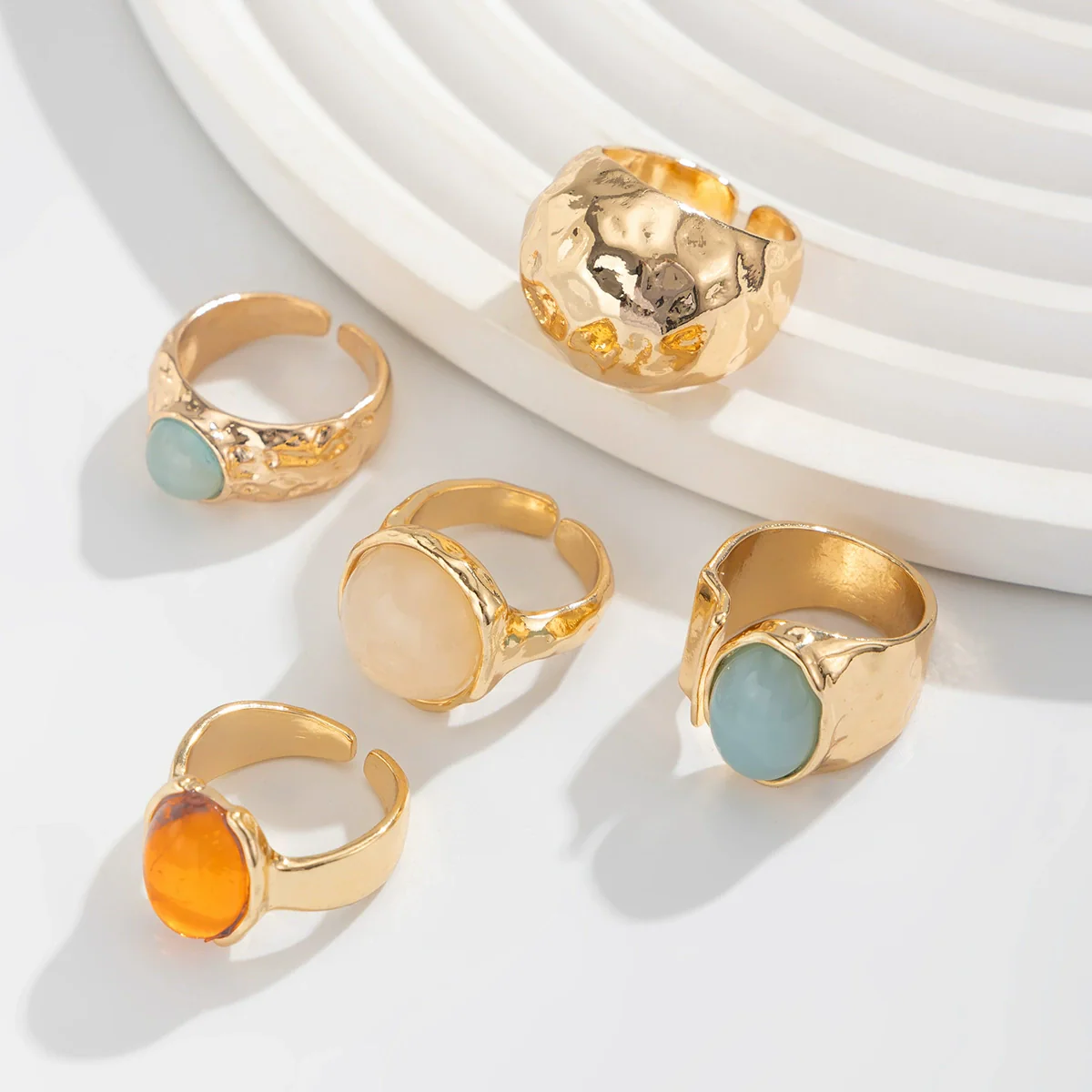 Wholesale Jewelry Light Luxury Geometric Alloy And Acrylic Drill Ring With Electroplating - Image 6