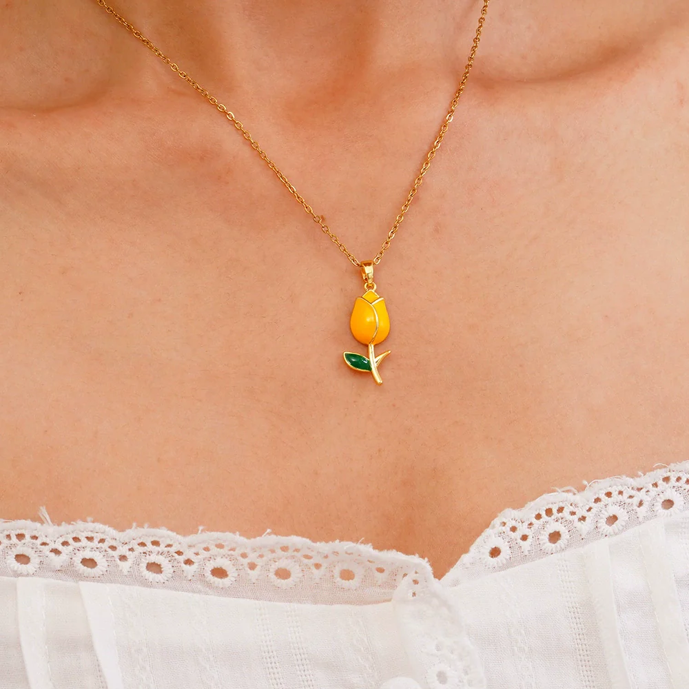 Wholesale Jewelry Light Luxury Style Flower Tulip Copper Clavicle Chain Necklace With Mixed Gemstone Setting And Electroplating - Image 4