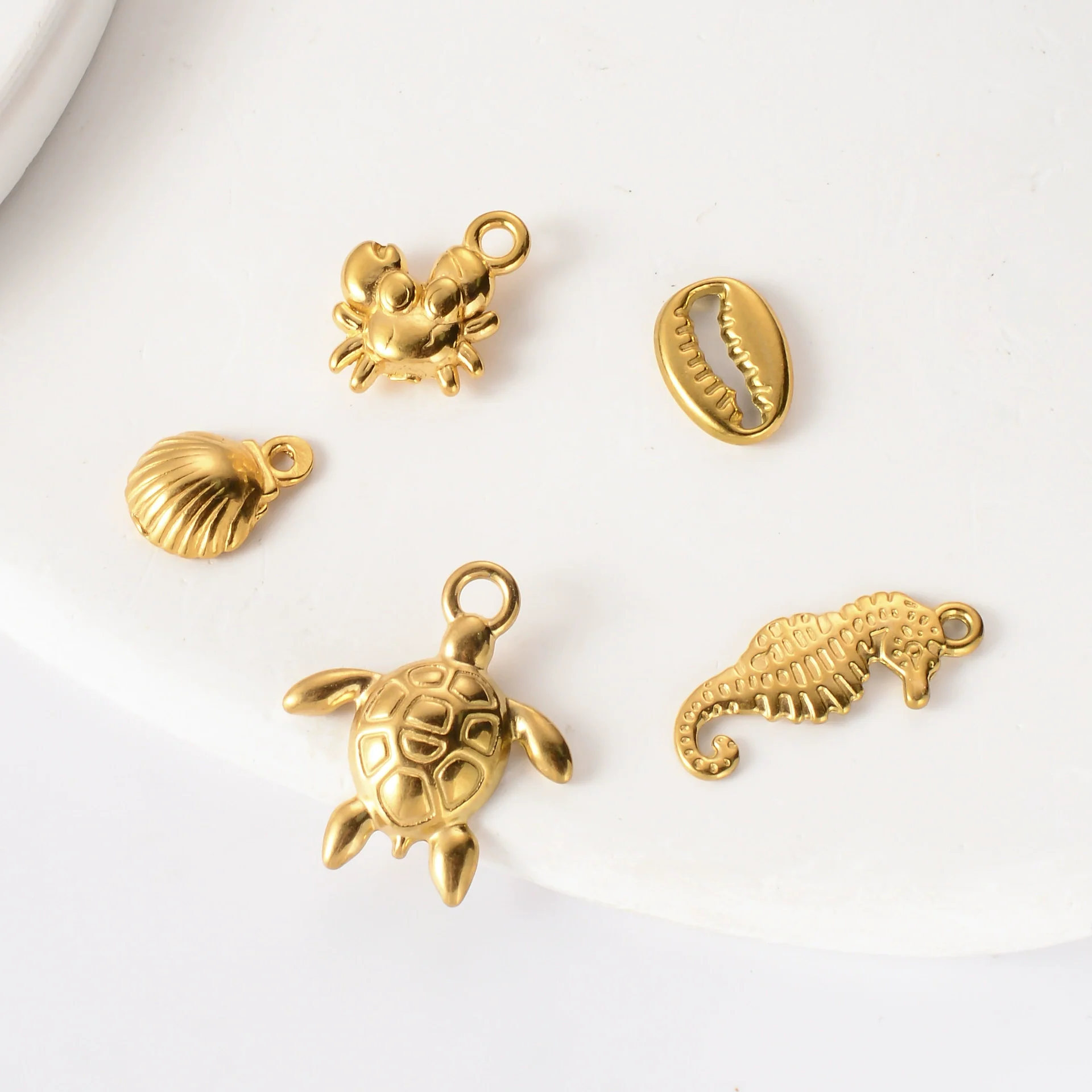 Wholesale Jewelry Marine Style Stainless Steel Turtle Seahorse Shell Crab Pendant Jewelry Accessories Electroplated - Image 3