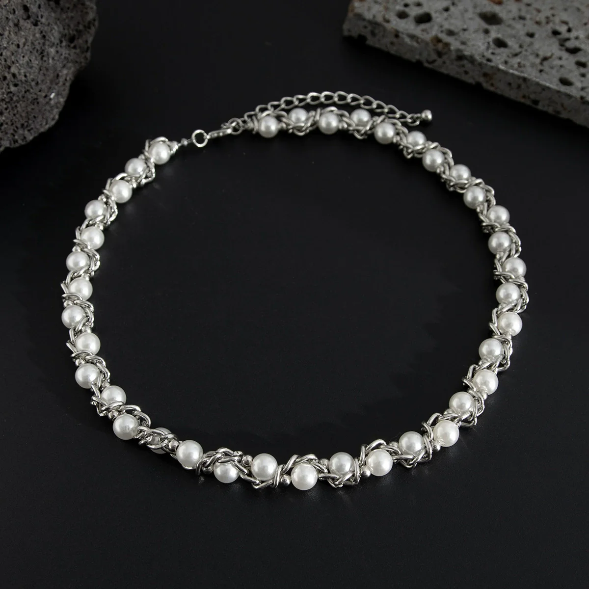Wholesale Jewelry Men's Imitation Pearl Chain Geometric Style Alloy Pendant Handmade Necklace - Image 4