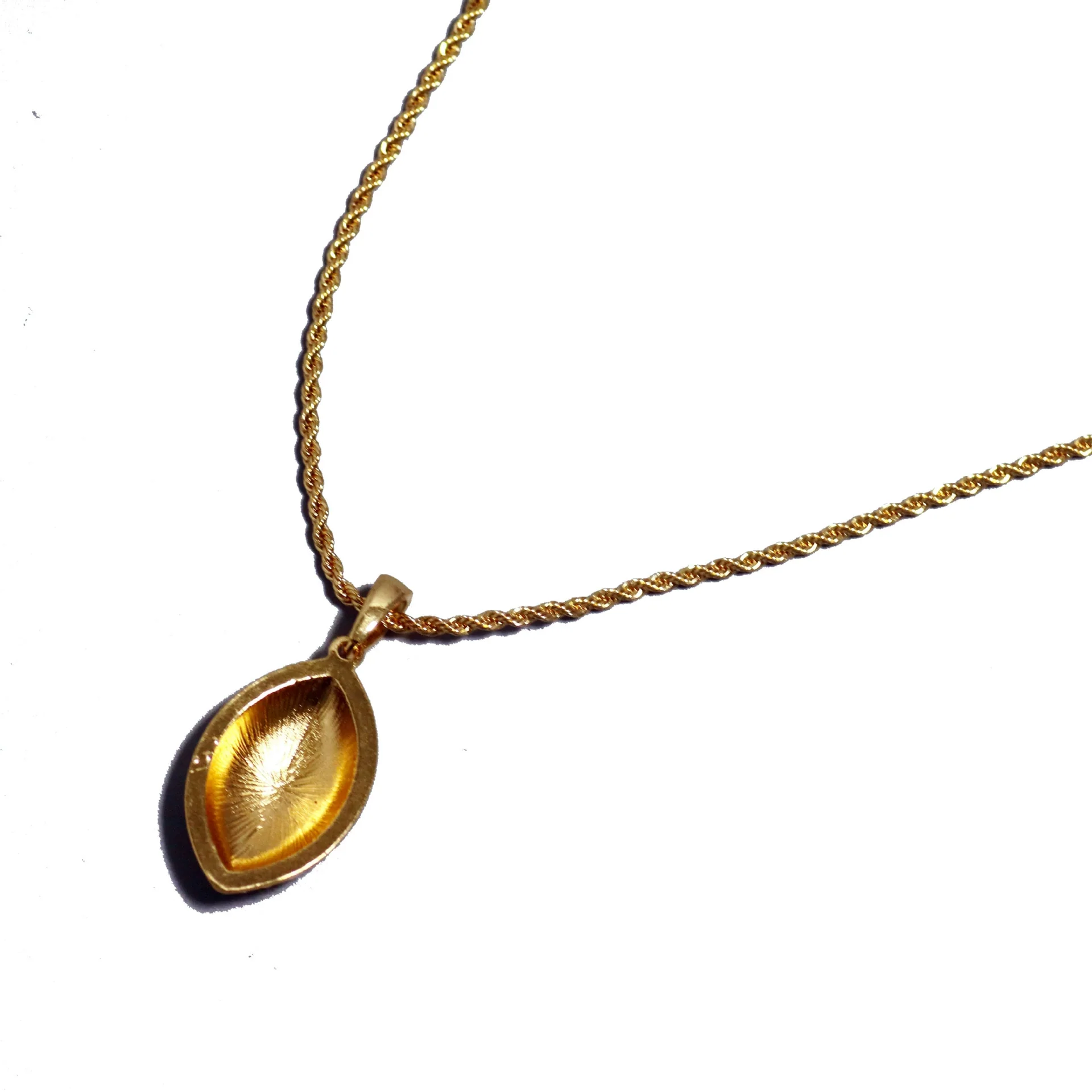 Wholesale Jewelry Men's Rugby Pendant Necklace Alloy With Diamond And Geometric Design - Image 3
