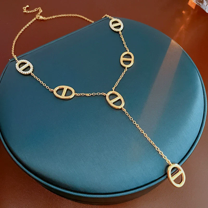Wholesale Jewelry Metal Alloy Copper Geometric Letters Numbers Text Electroplating Clavicle Chain Necklace For Women - Image 9
