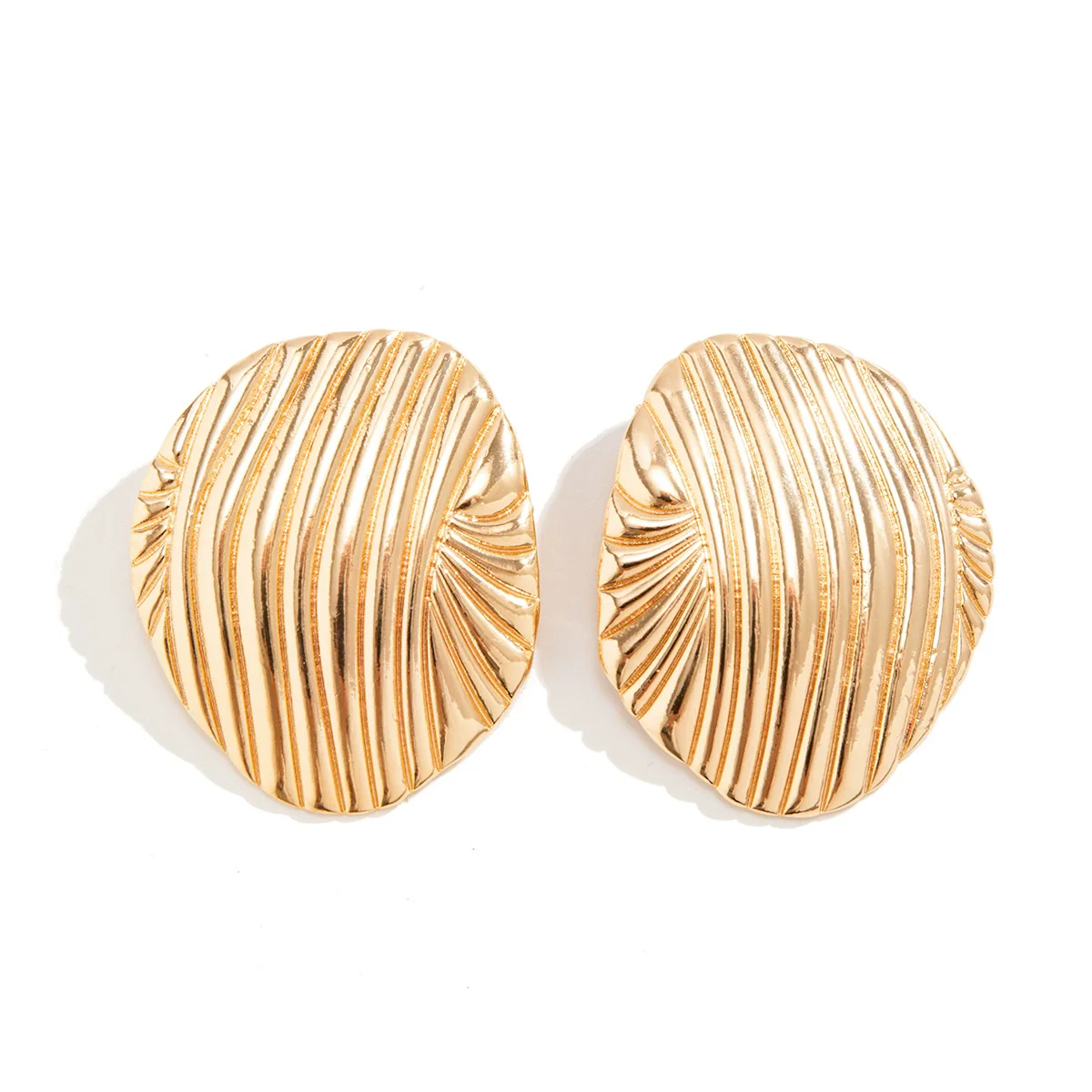 Wholesale Jewelry Metal Geometric Striped Stud Earrings With Electroplating For Women - Image 5