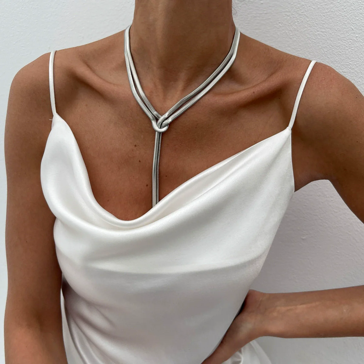 Wholesale Jewelry Metal Snake Bone Geometric Electroplating Yshaped Necklace For Women - Image 7