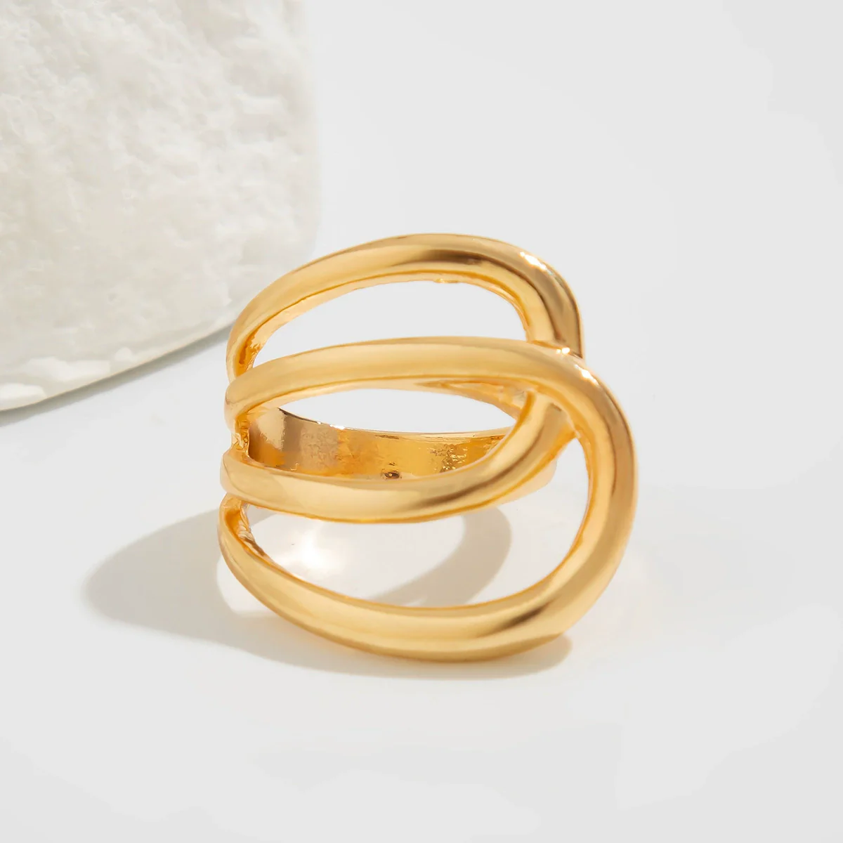 Wholesale Jewelry Minimalist Geometric Alloy And Pearl Bracelet Electroplated - Image 10
