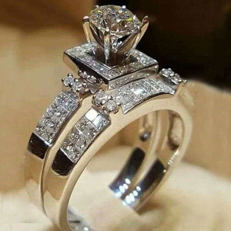 Wholesale Jewelry Minimalist Geometric Metal Diamond Ring With Crown Design For Women - Image 4