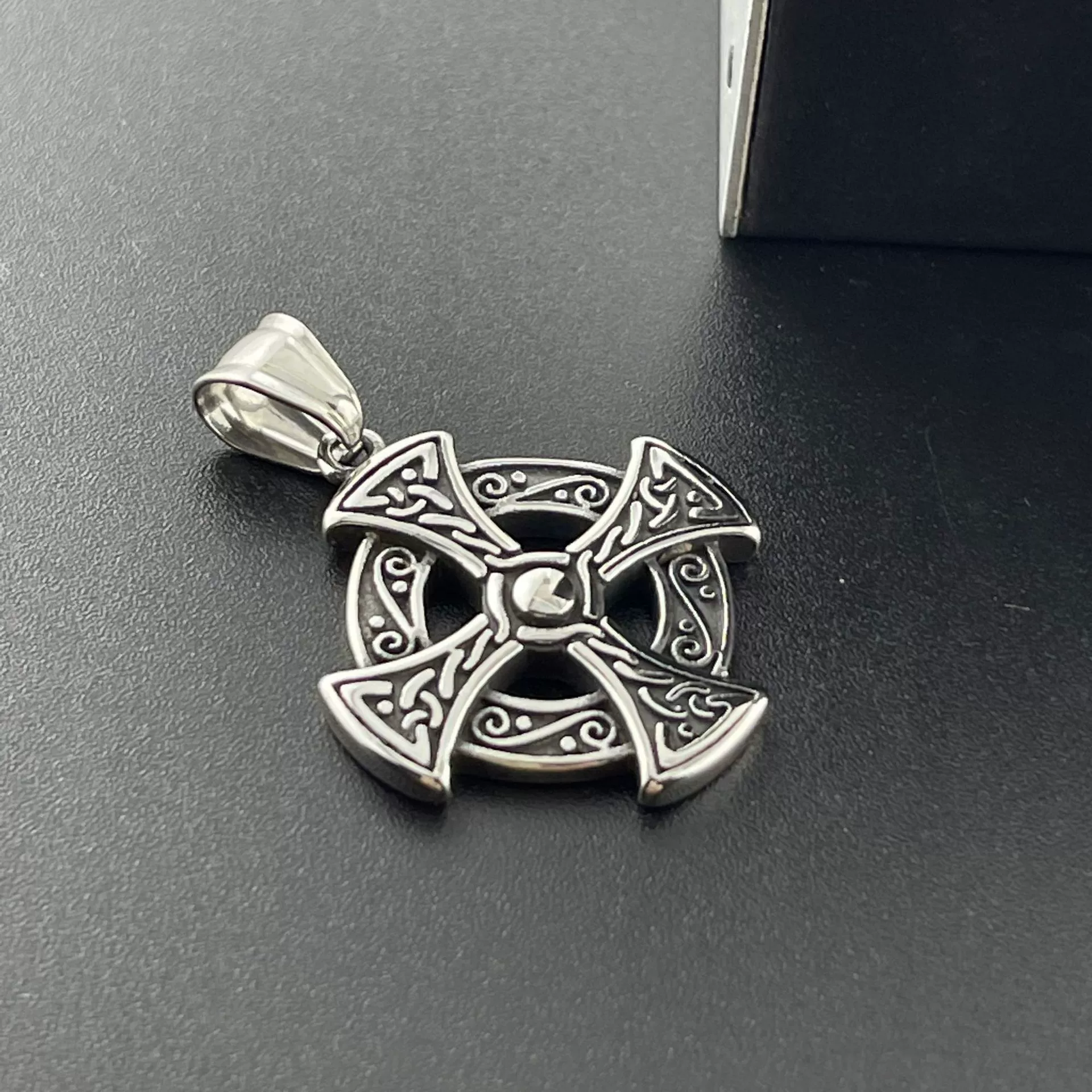Wholesale Jewelry Punk Viking Celtic Knot Cross Stainless Steel Casting Polishing Unisex Doll Style - Image 3
