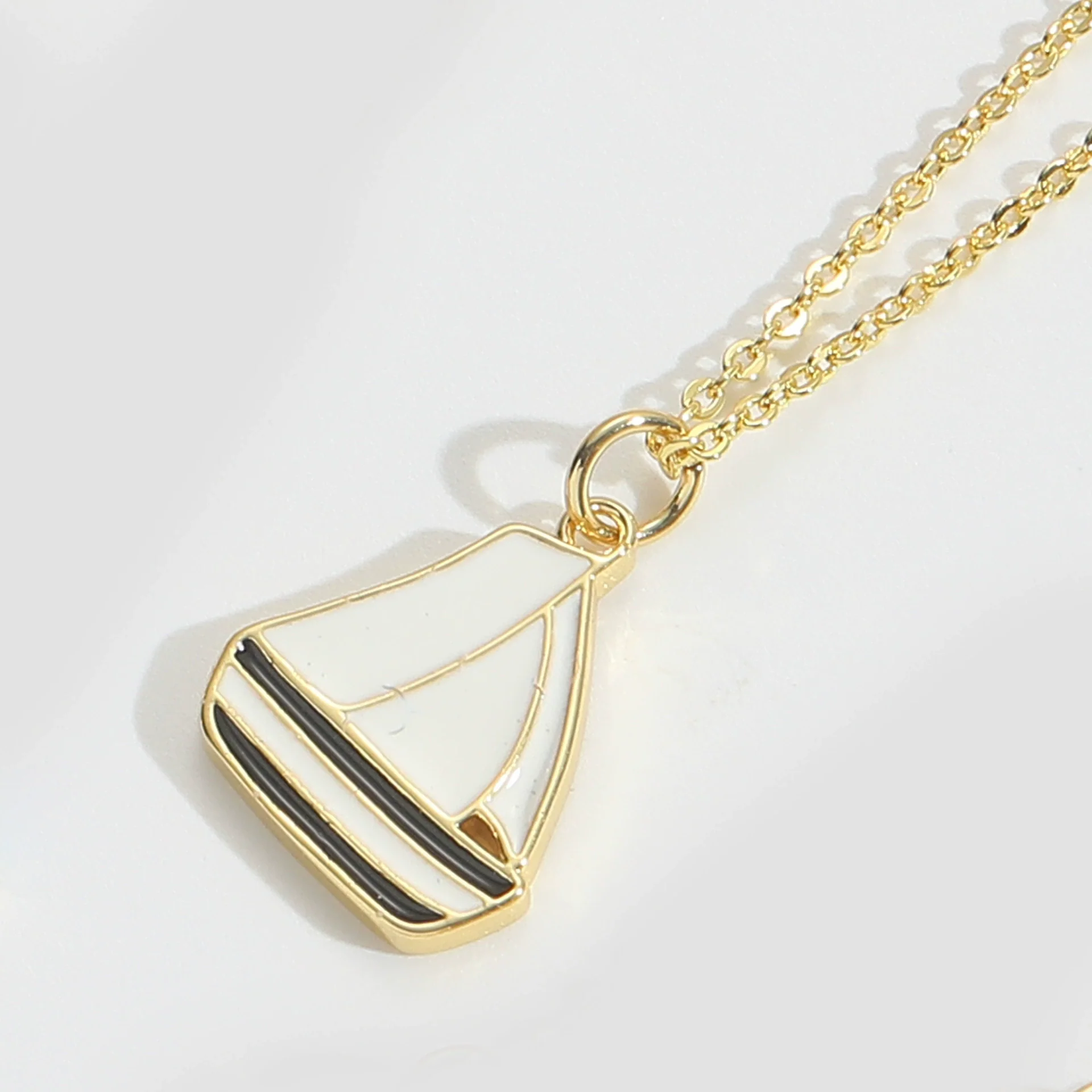 Wholesale Jewelry Retro Cute Geometric Copper Mixed Gemstone Setting Electroplated Pendant Clavicle Chain Necklace For Women - Image 10