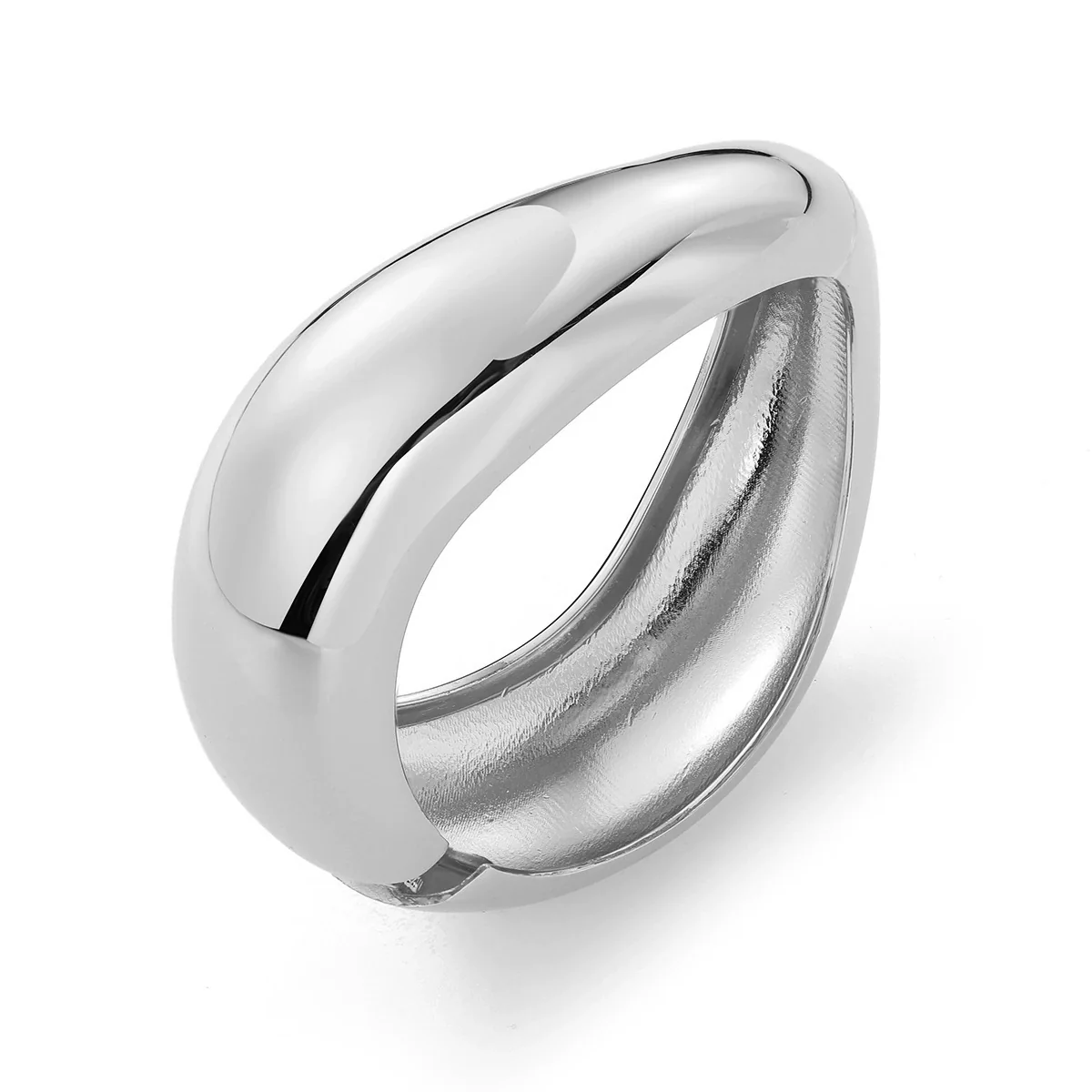 Wholesale Jewelry Retro Exaggerated Irregular Pleated Alloy Bracelet With Electroplating - Image 24